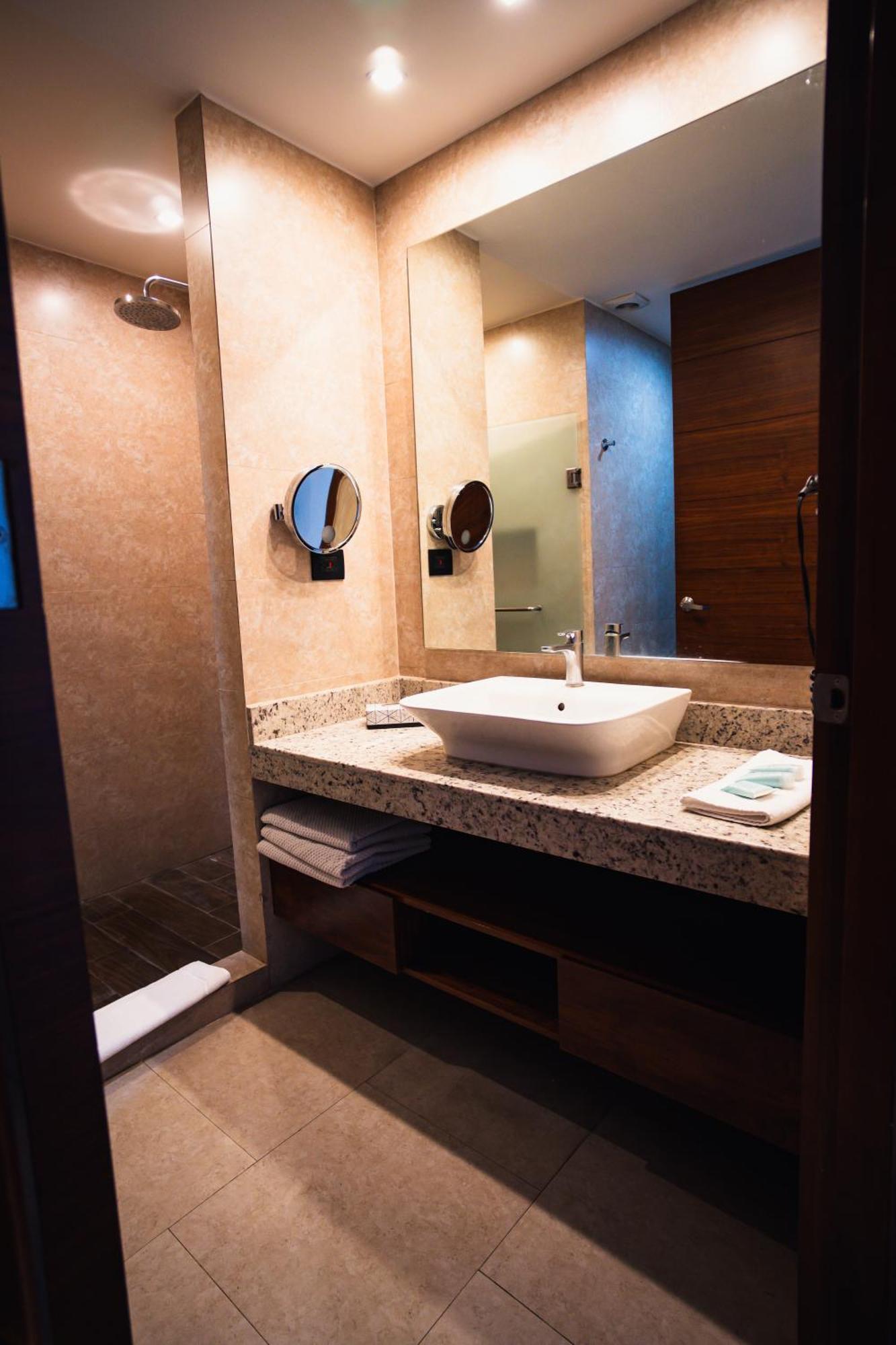 Standard Suite