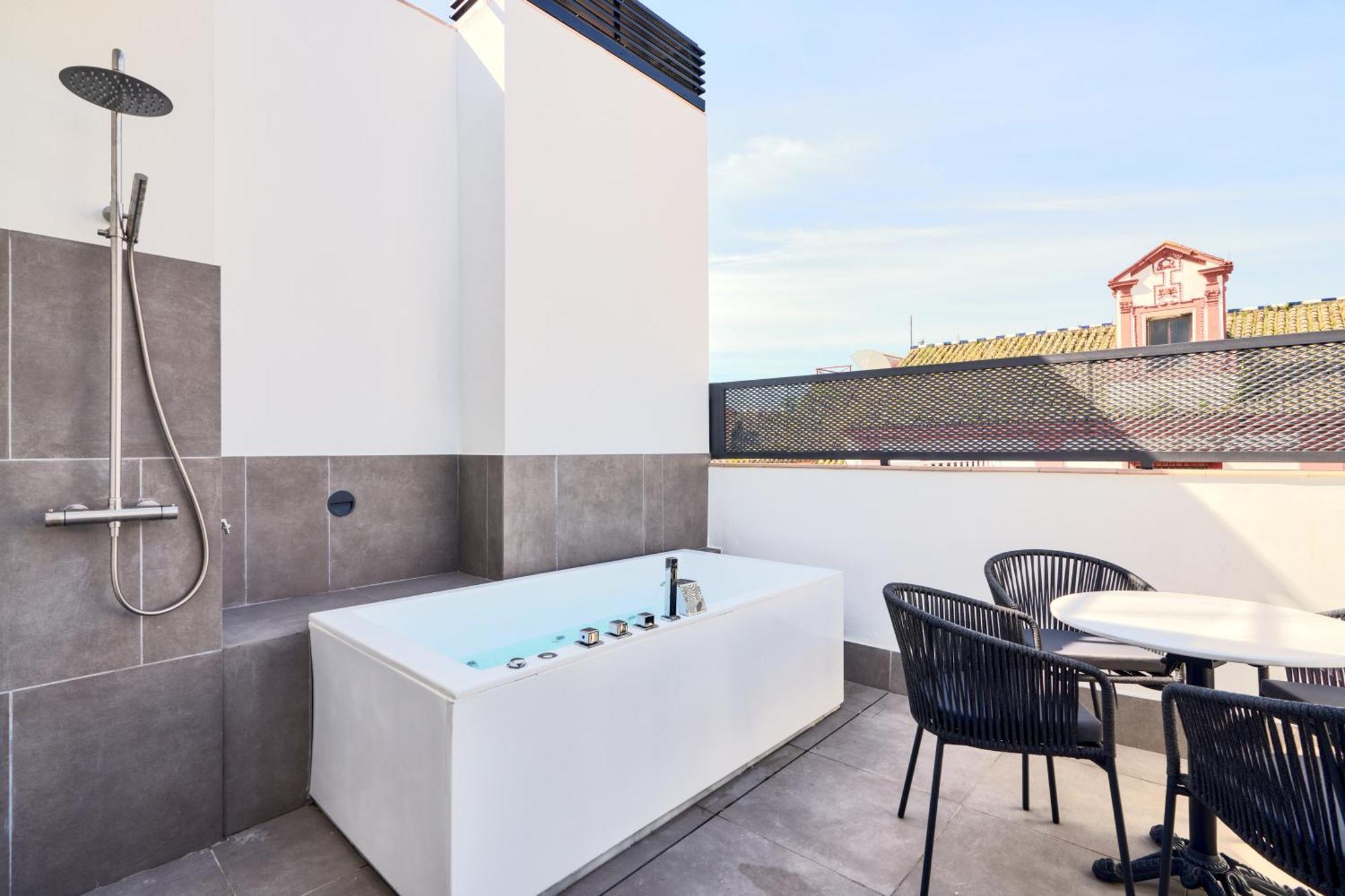 Superior Room Jacuzzi terrace