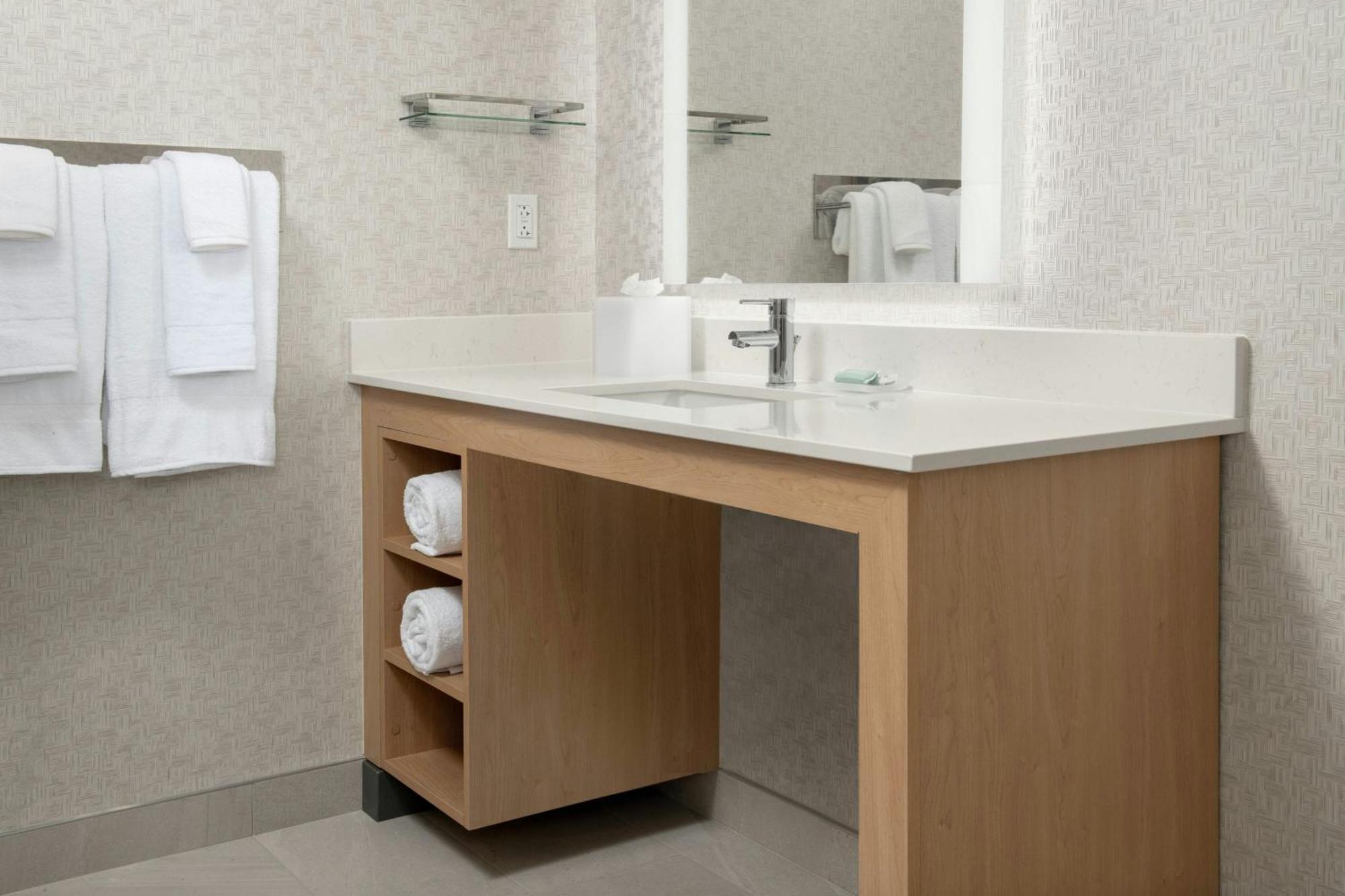 One-Bedroom Executive Suite