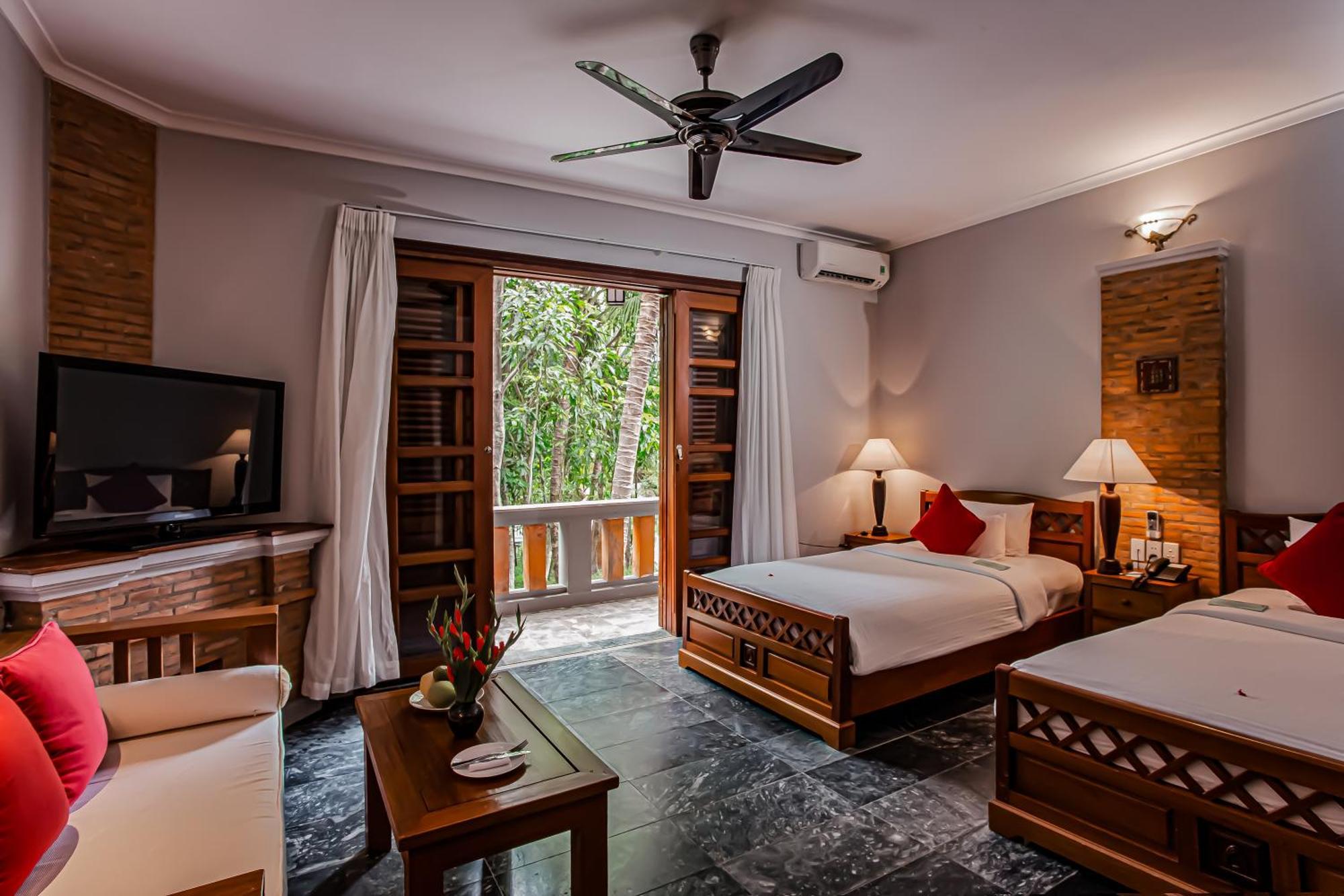 Superior Twin Room Hue City Tour or Afternoon Cocktail