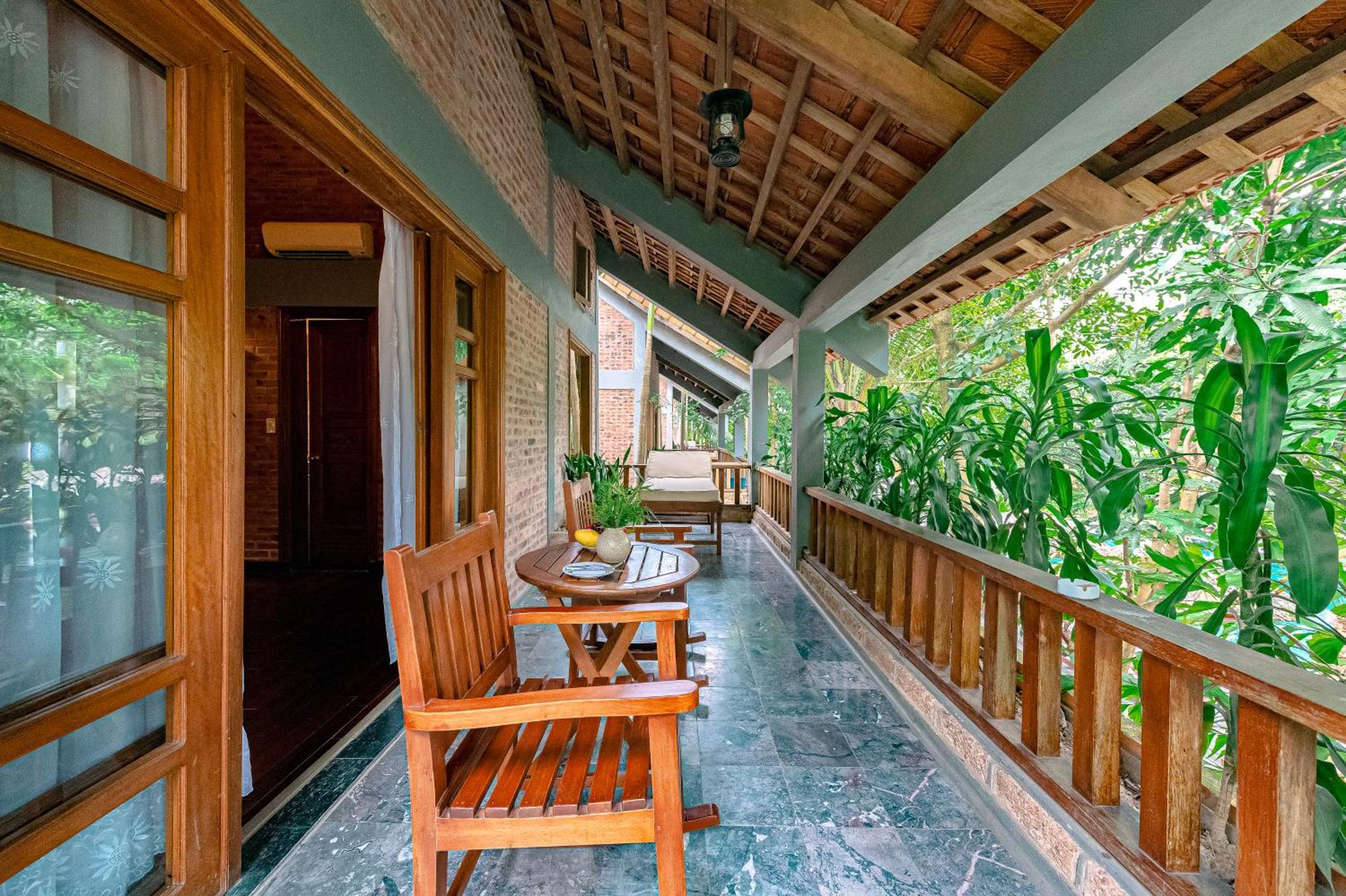 Tropical Villa Twin Benefit & Spa