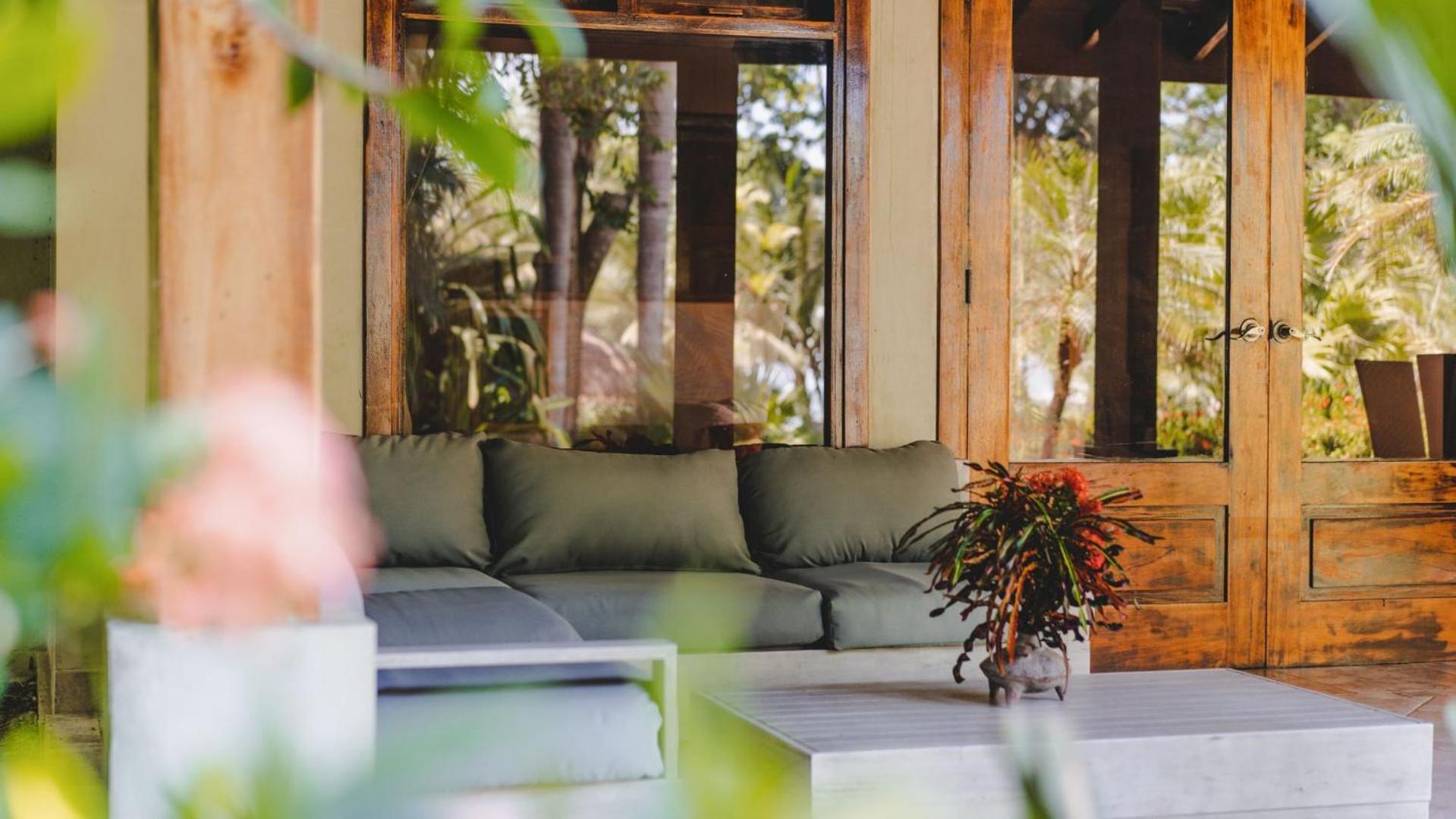 Bungalow Beach Front