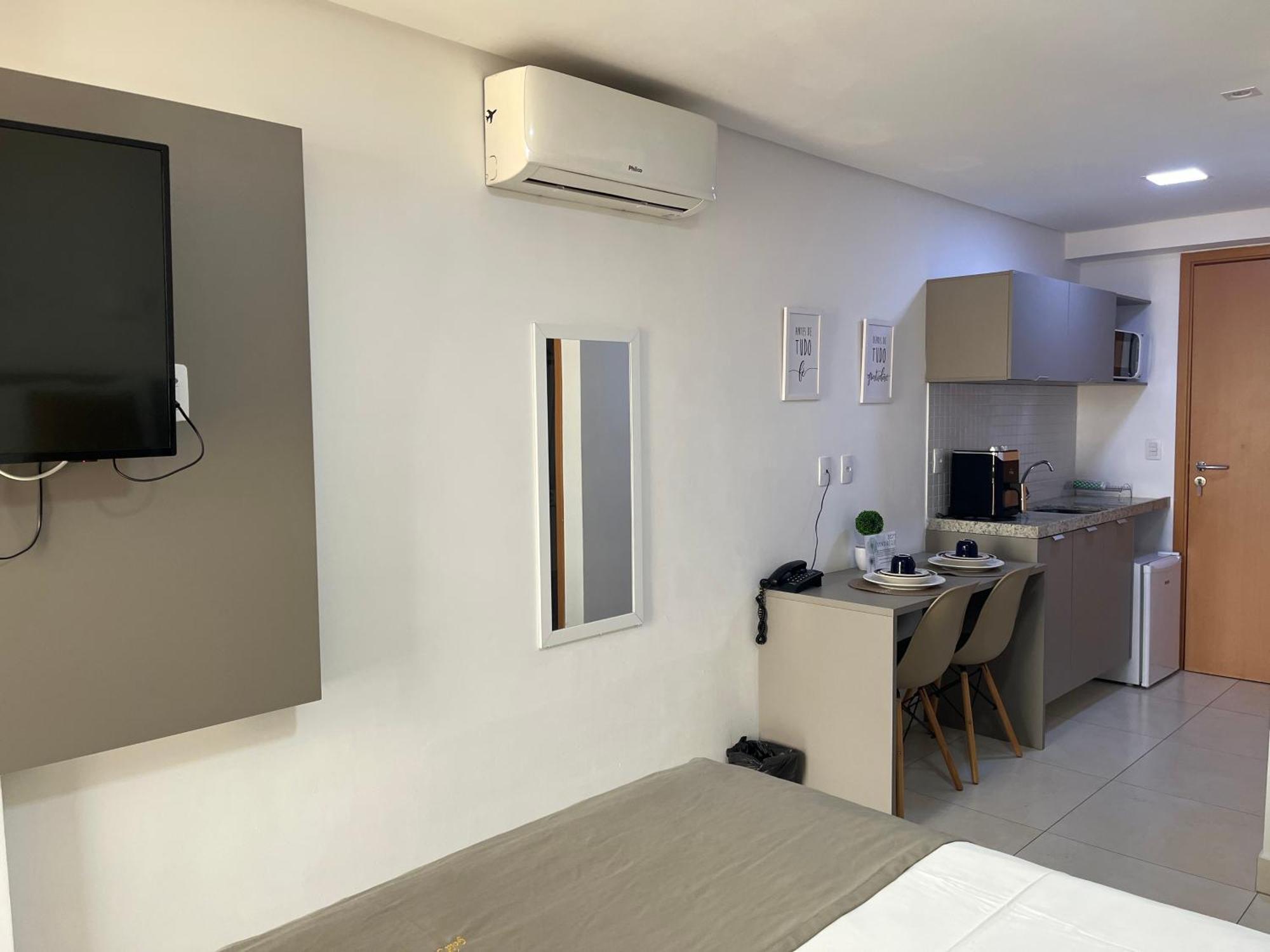 Quarto Triplo Básico