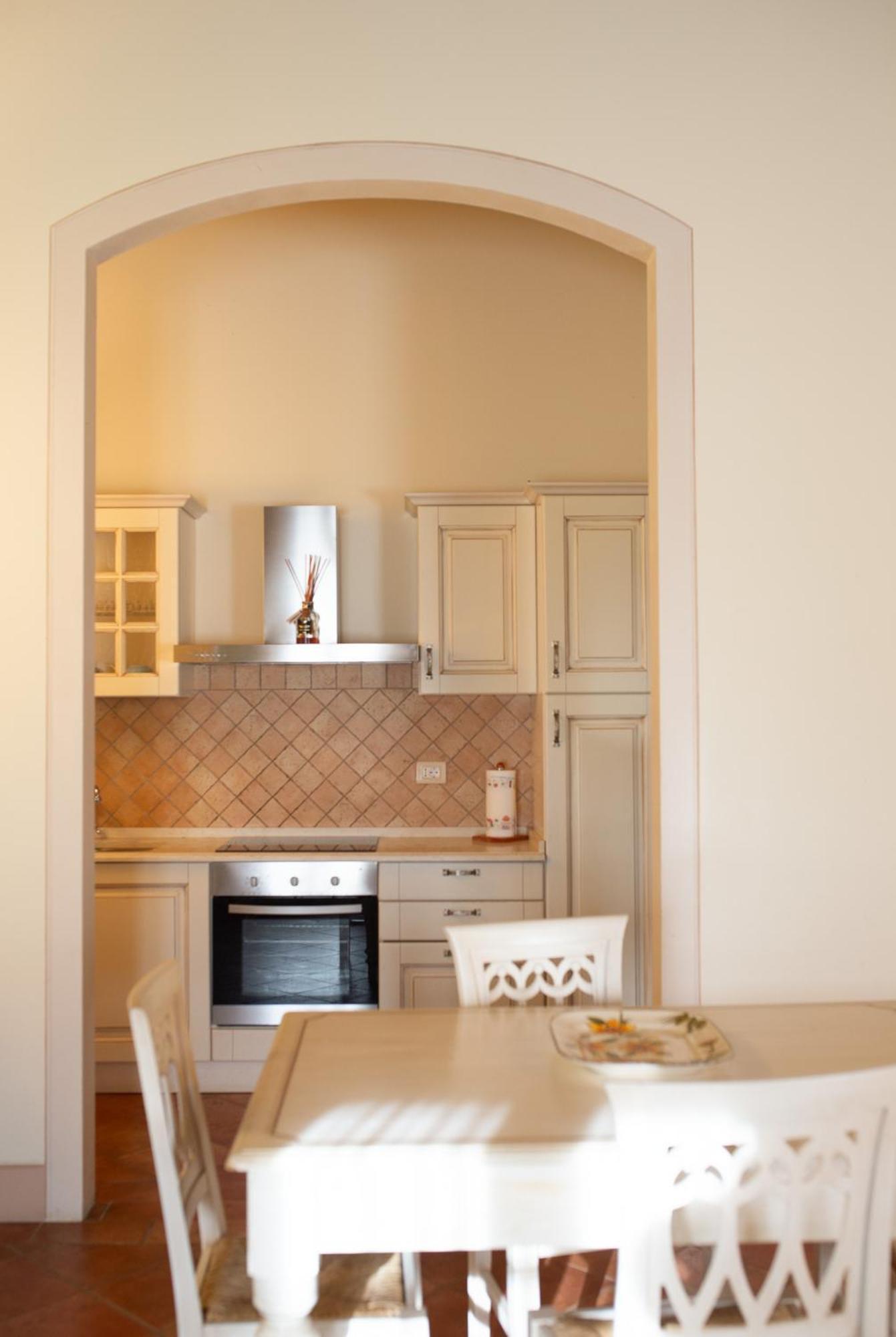 One-Bedroom Apartment,1665410062:JPEG