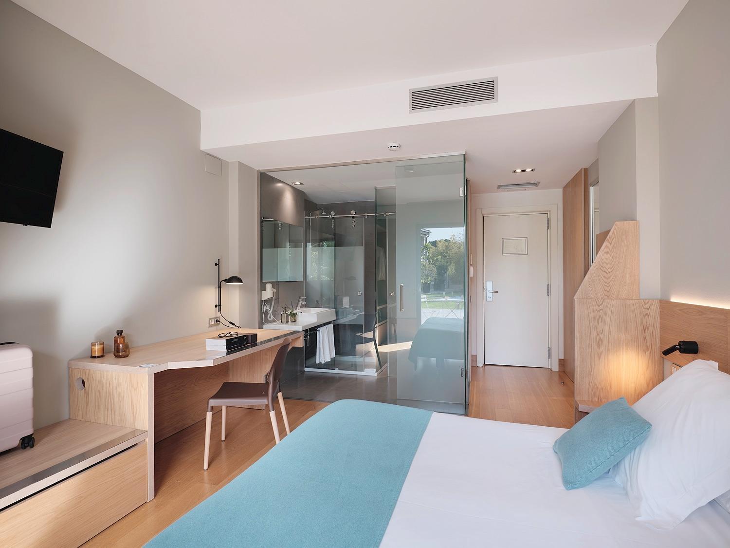 Double Room,1666638605:JPEG