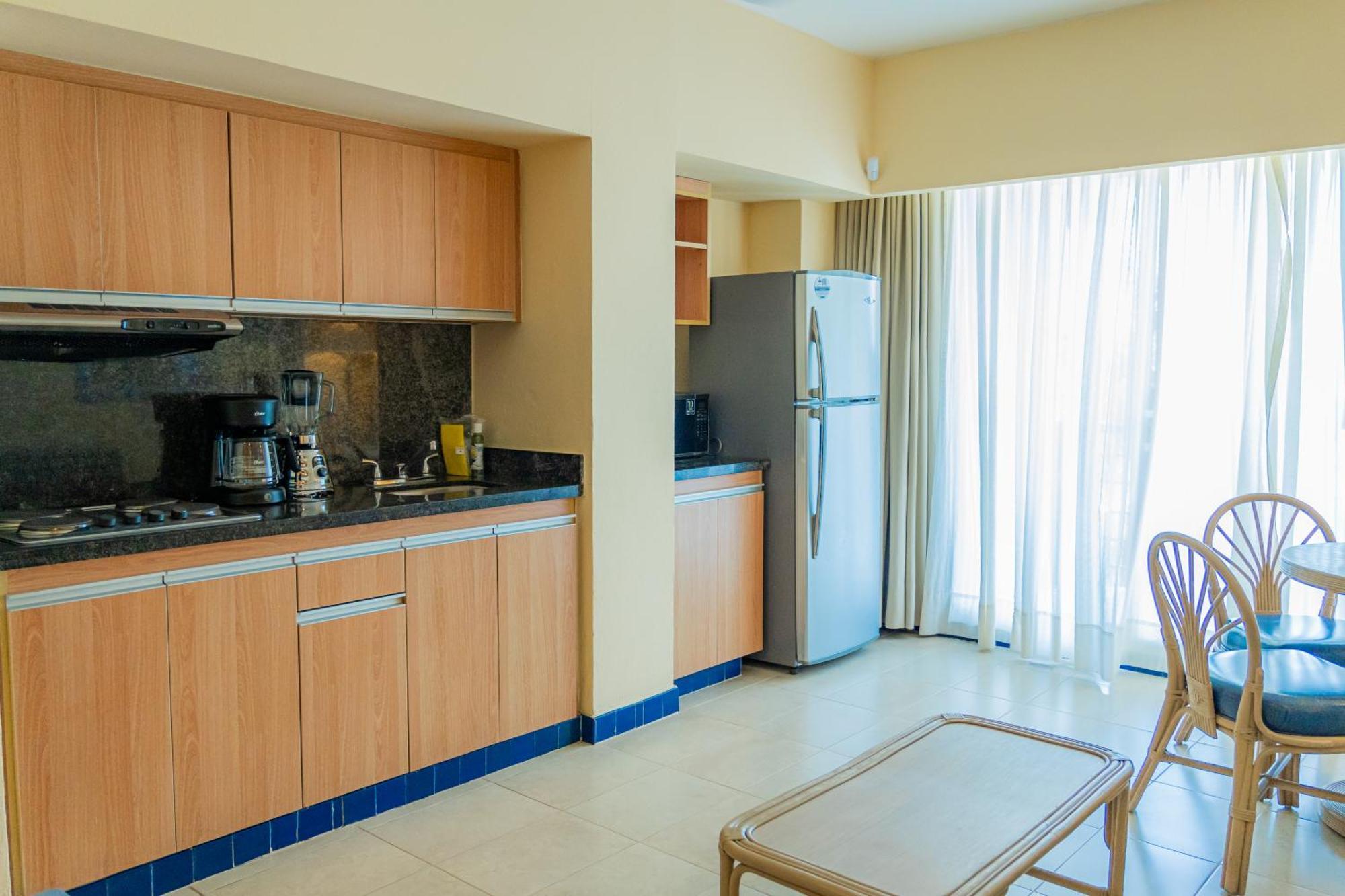 Junior Suite,1669846341:JPEG