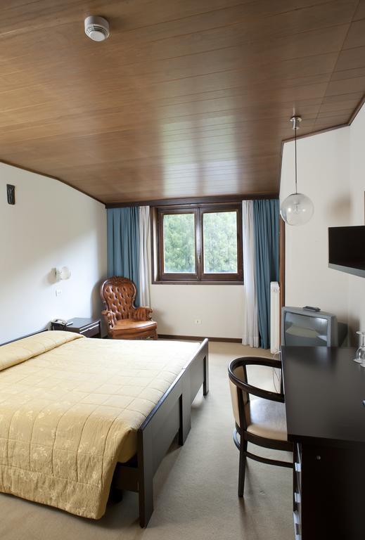 Standard Double or Twin Room,1595401681:JPEG