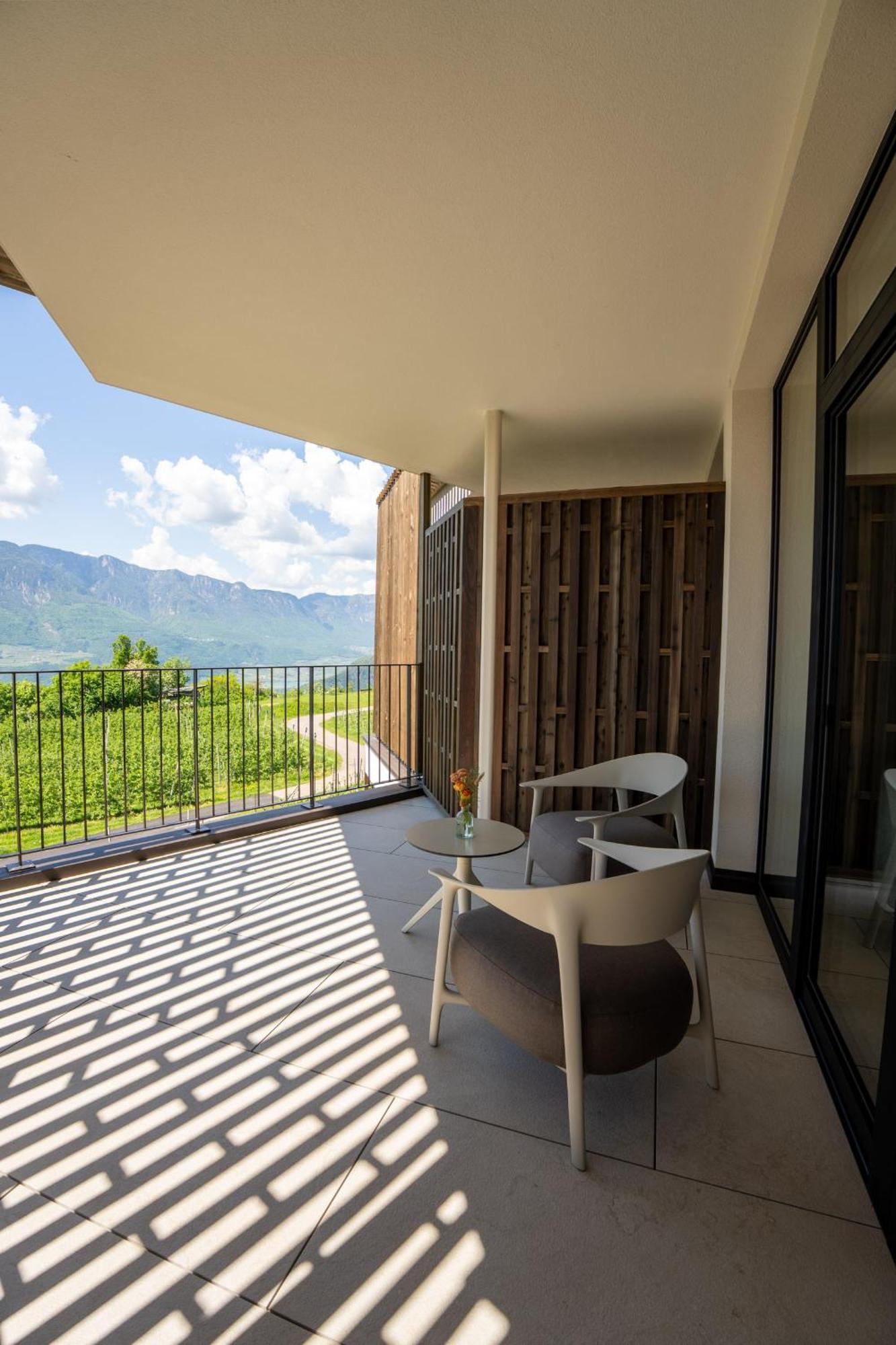 Two-Bedroom Suite,1670716958:JPEG
