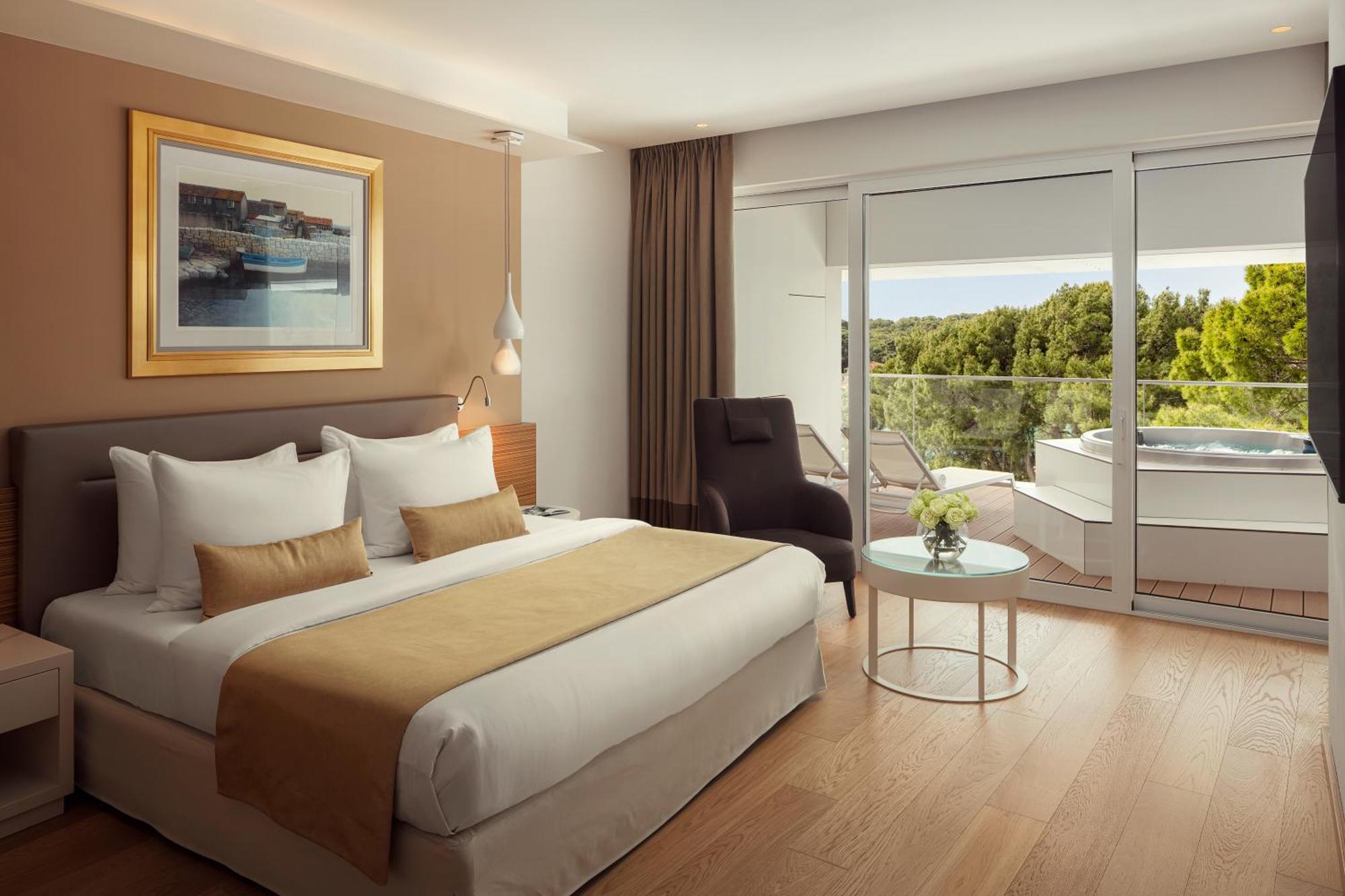 Executive Suite Terrace Sea View