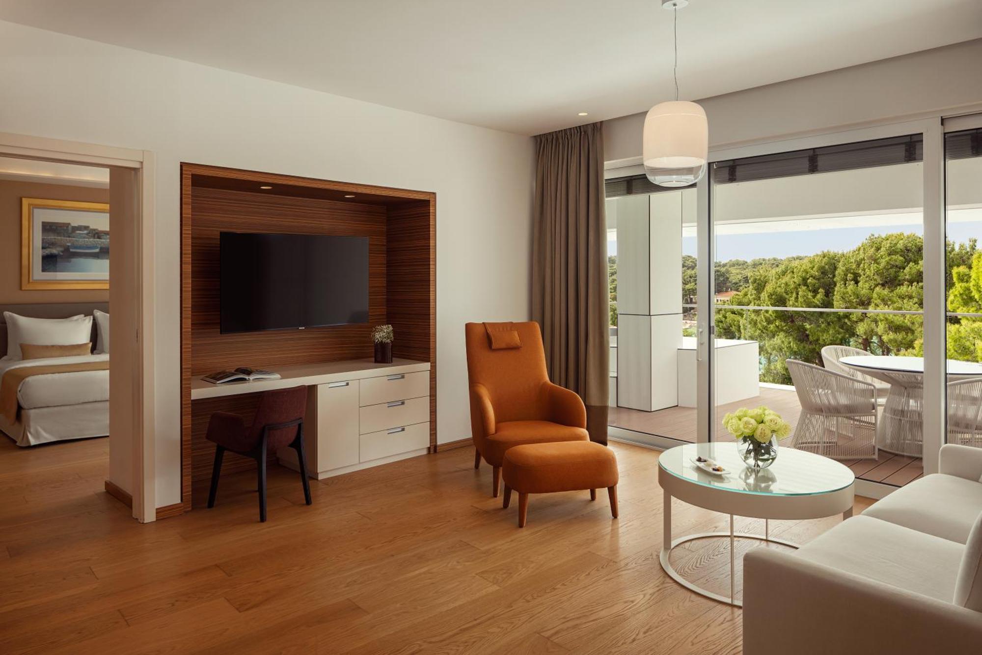 Executive Suite Terrace Sea View