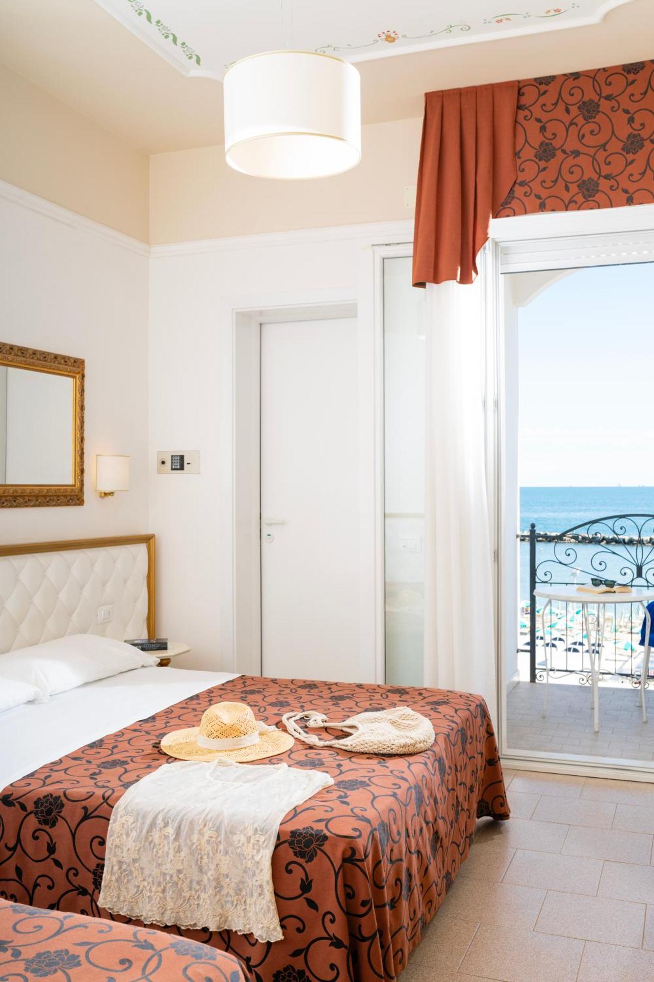 Deluxe Double Room Sea View