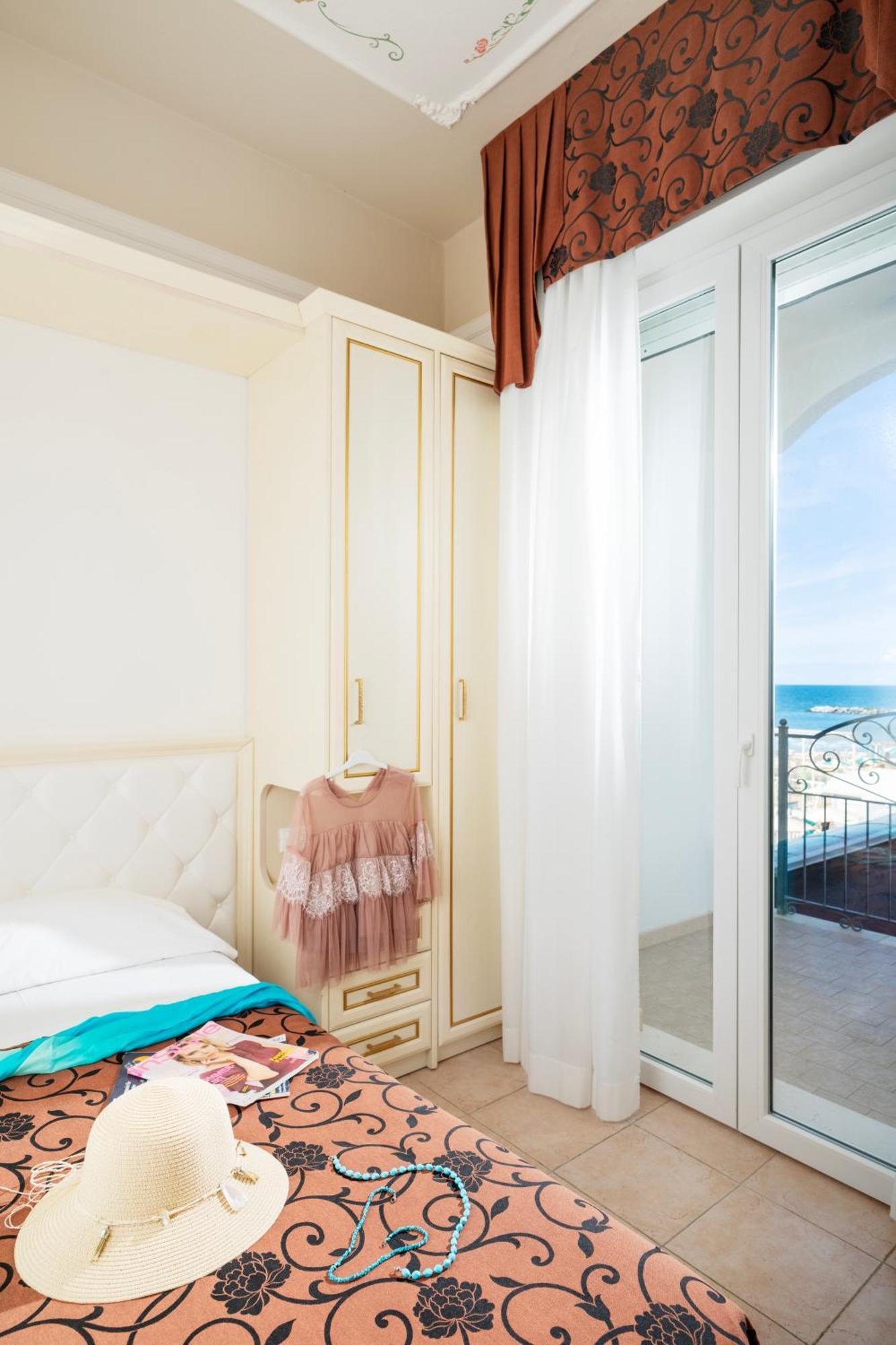 Deluxe Single Room Sea View