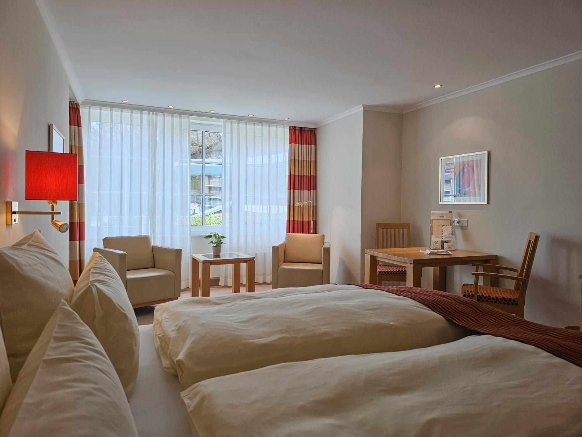 Doppelzimmer mit Balkon