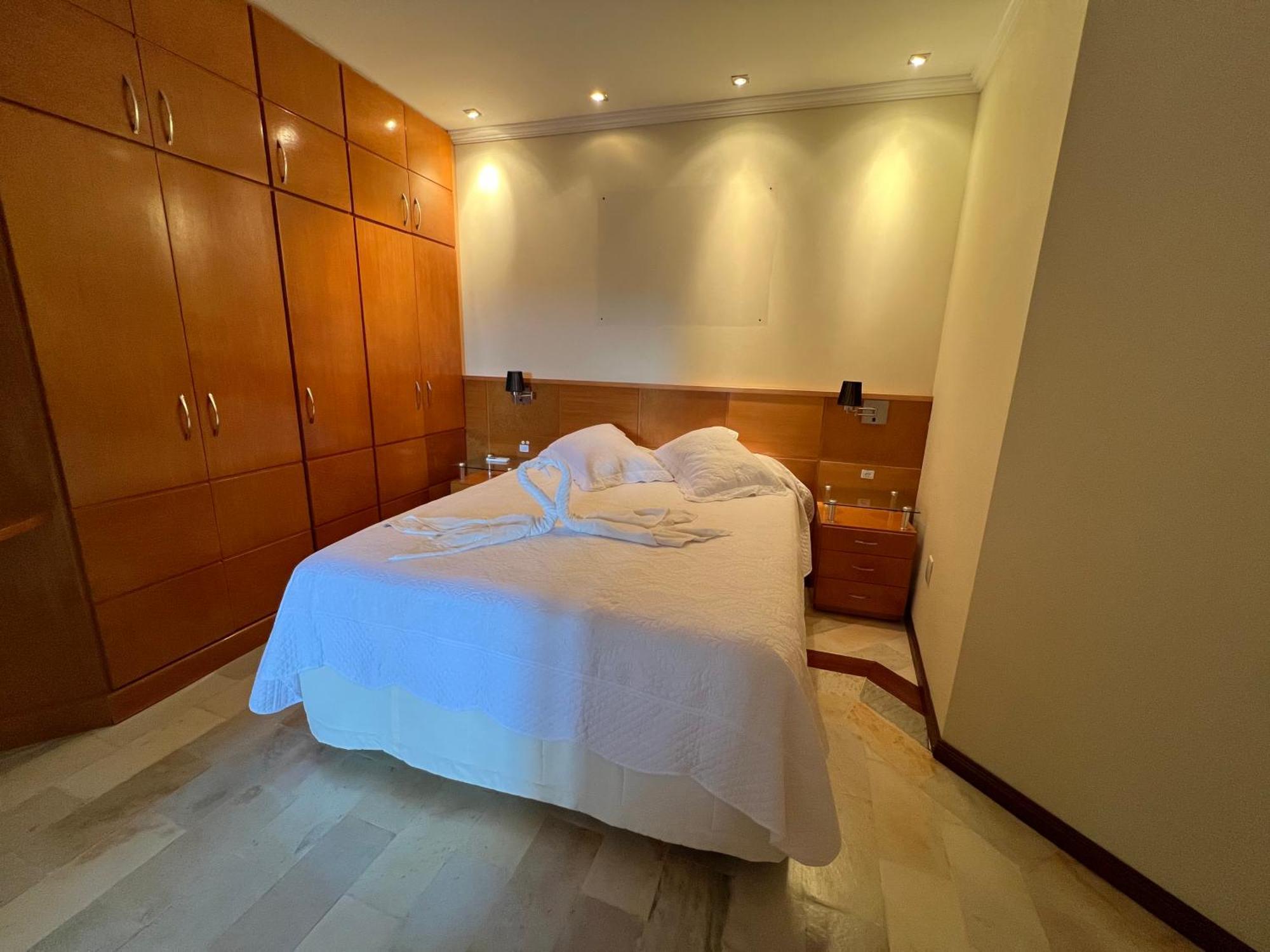 Quarto Quádruplo com Banheiro