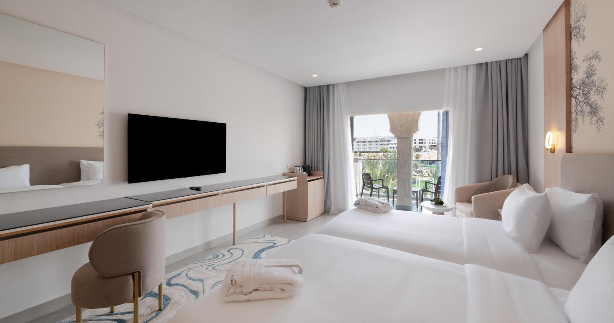 Chambre Double ou Lits Jumeaux - Vue Partielle sur Mer