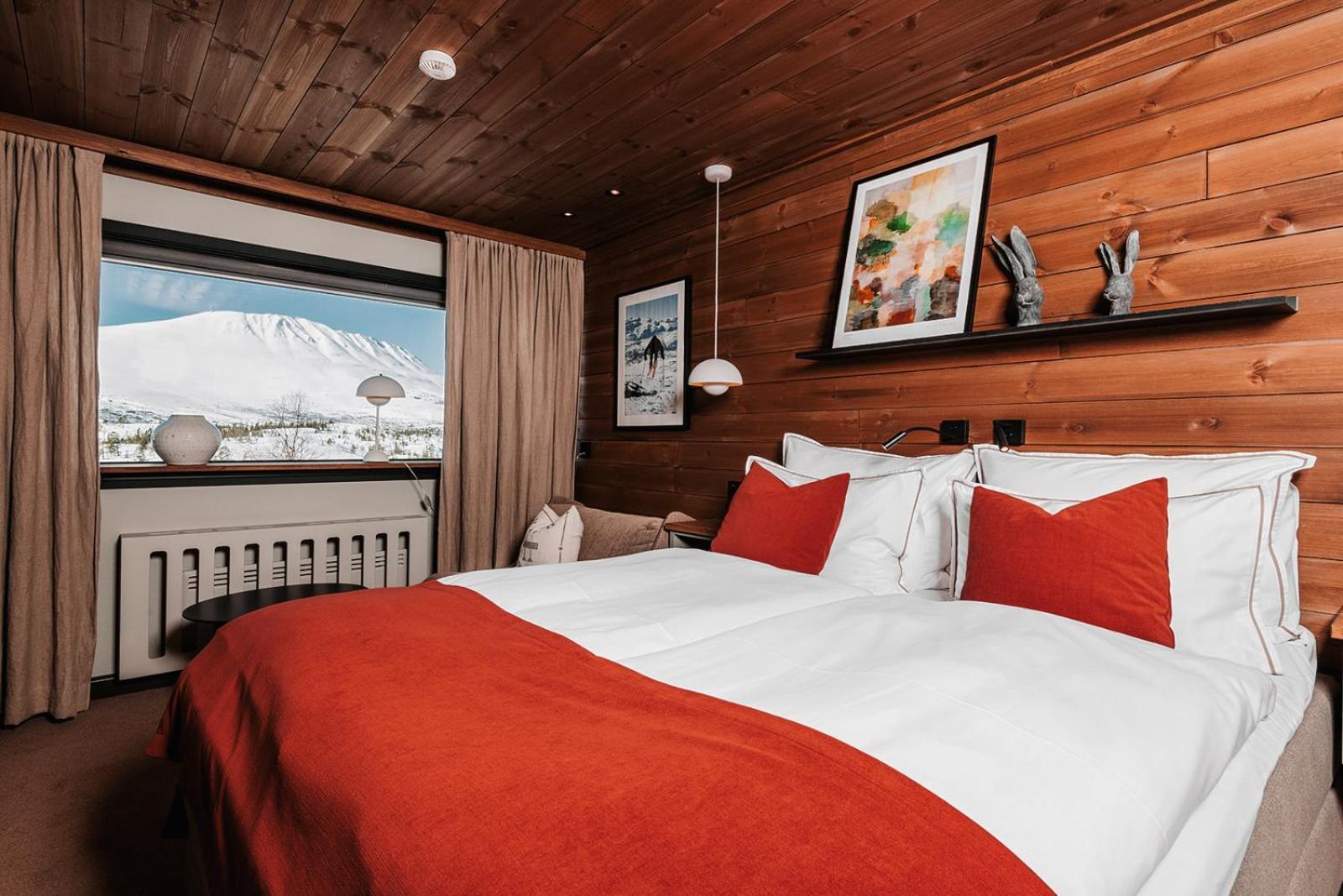 Double Room with Mountain View