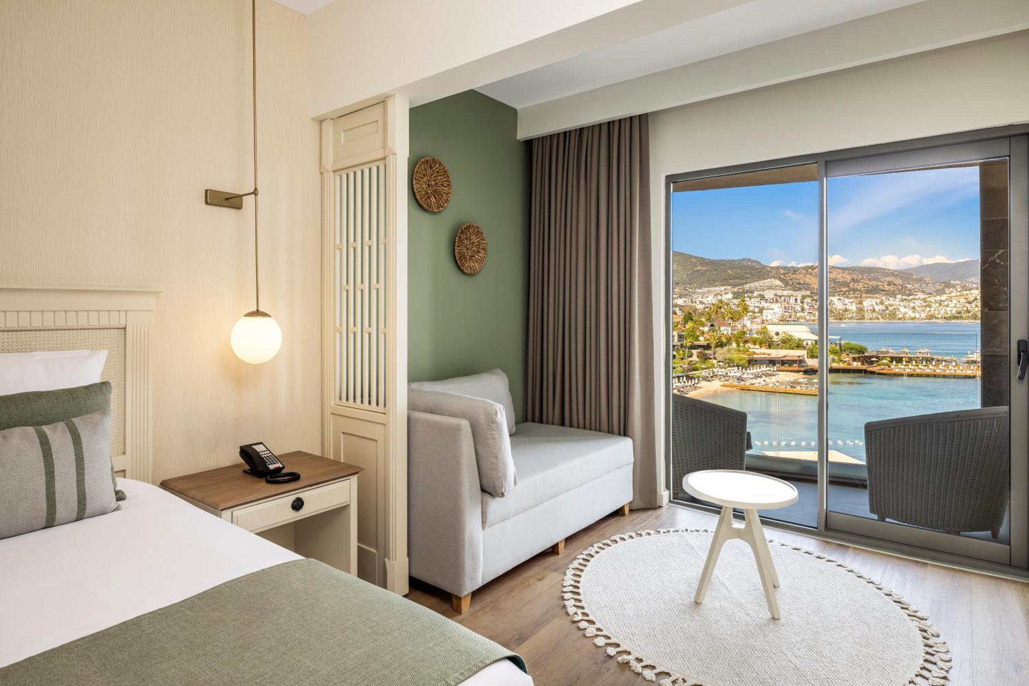 Double Room Balcony Sea View