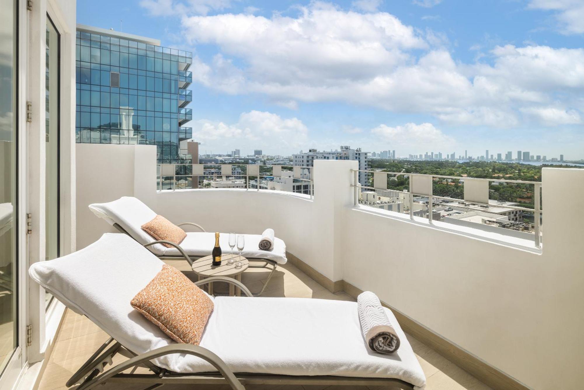 Junior Suite Balcony Accessible