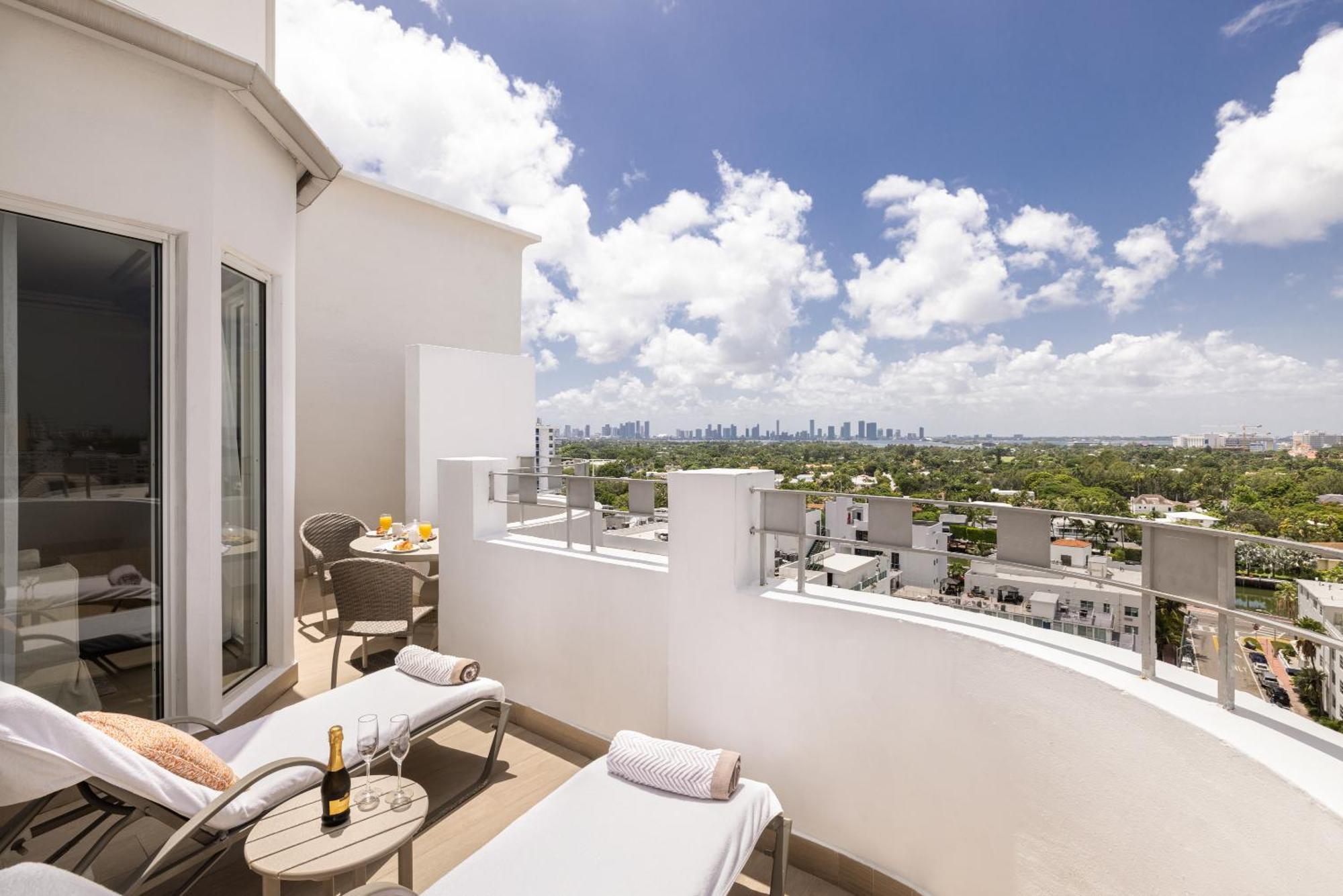 Junior Suite Balcony