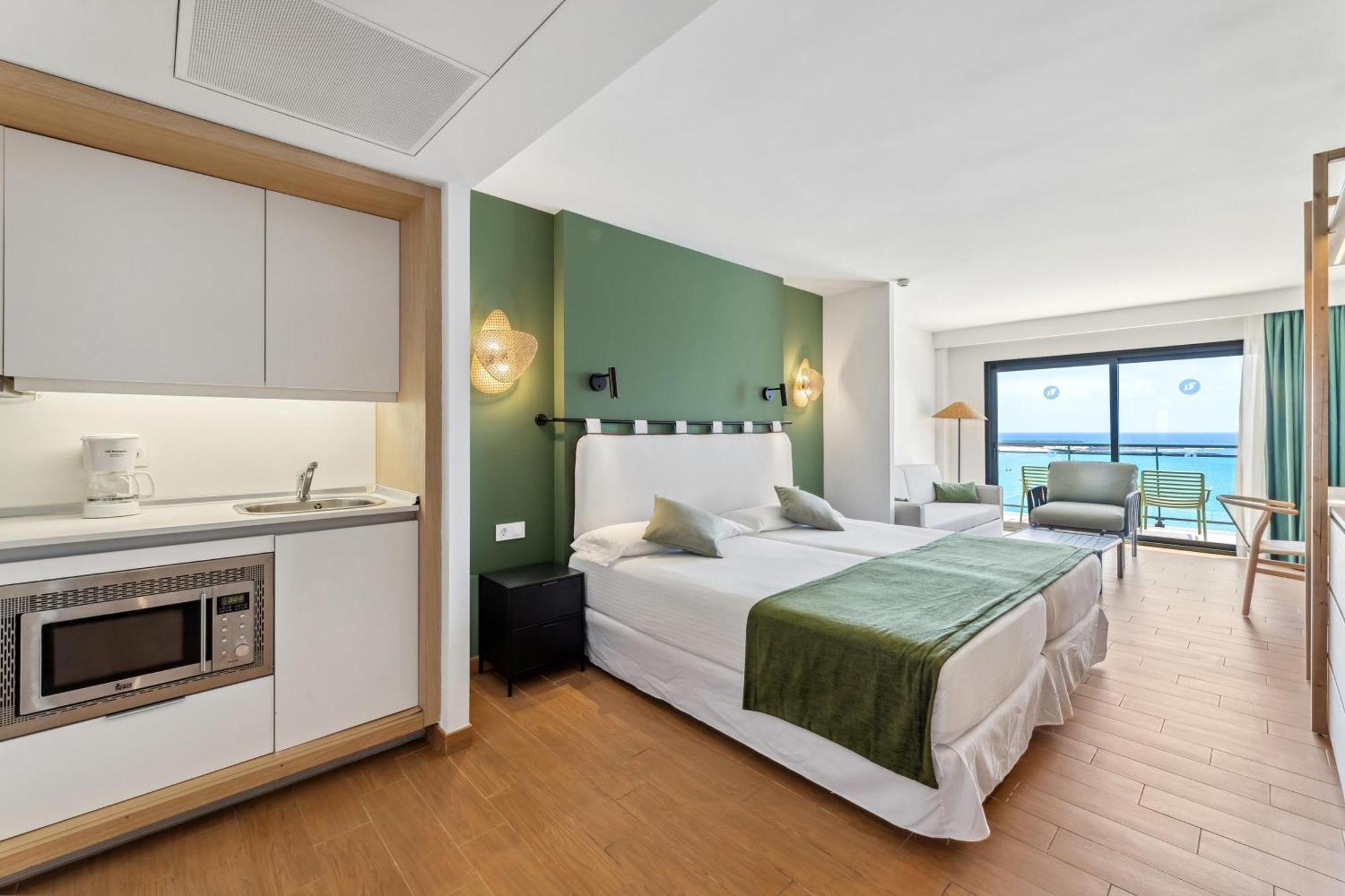 Chambre Quadruple - Vue sur Mer