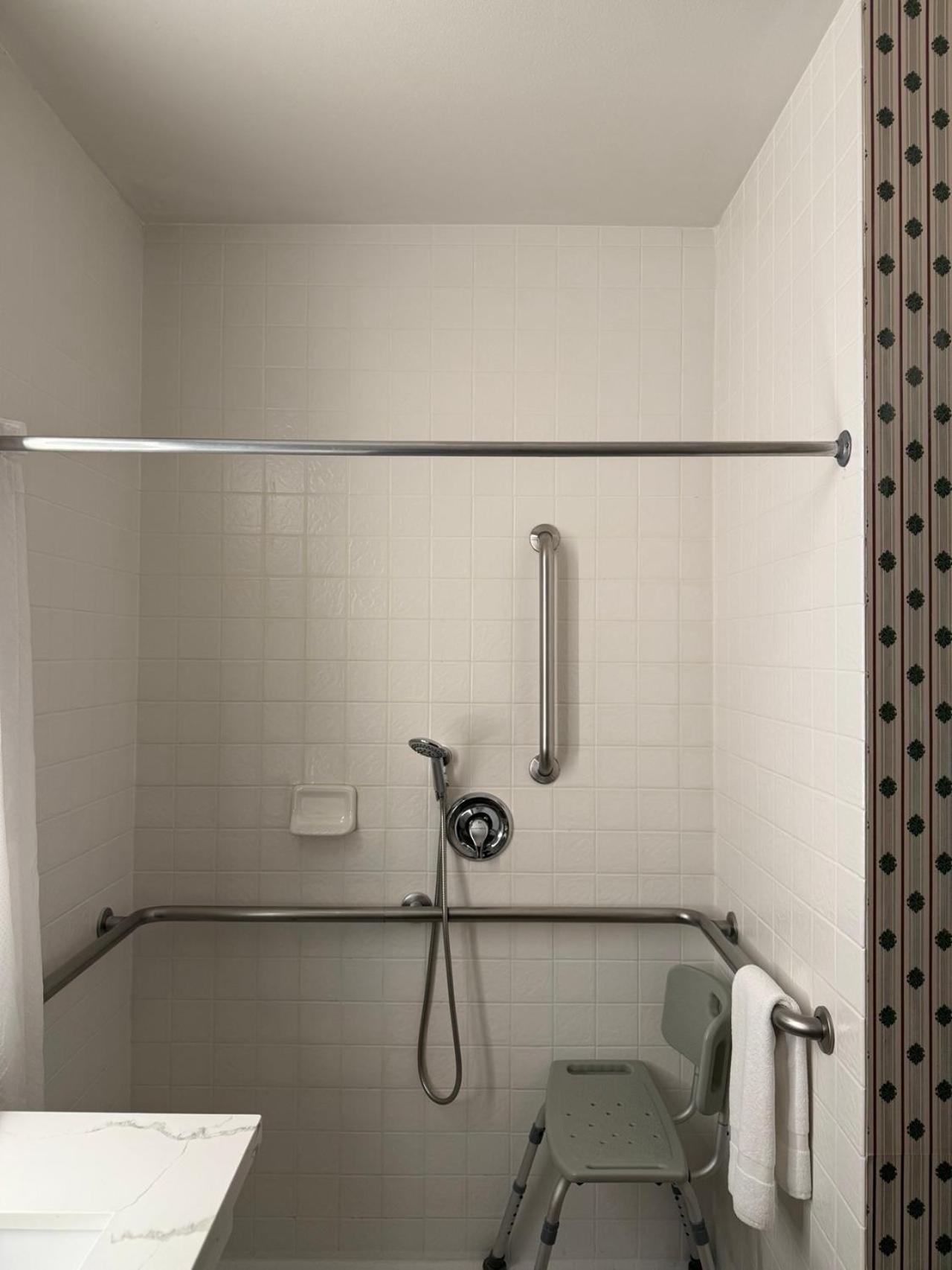 King Room - Disability Access