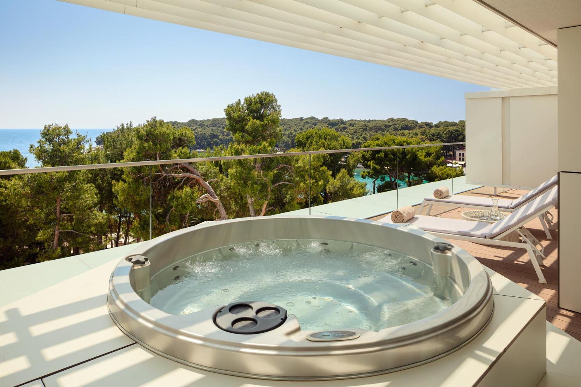 Executive Suite Terrace Sea View