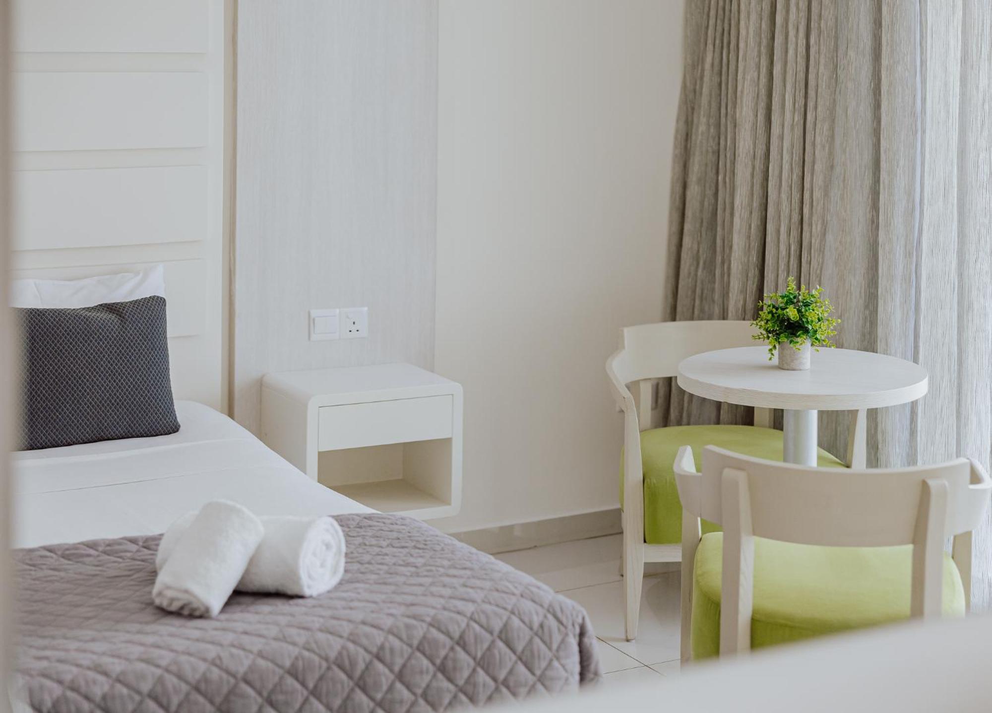 Double or Twin Room Inland View