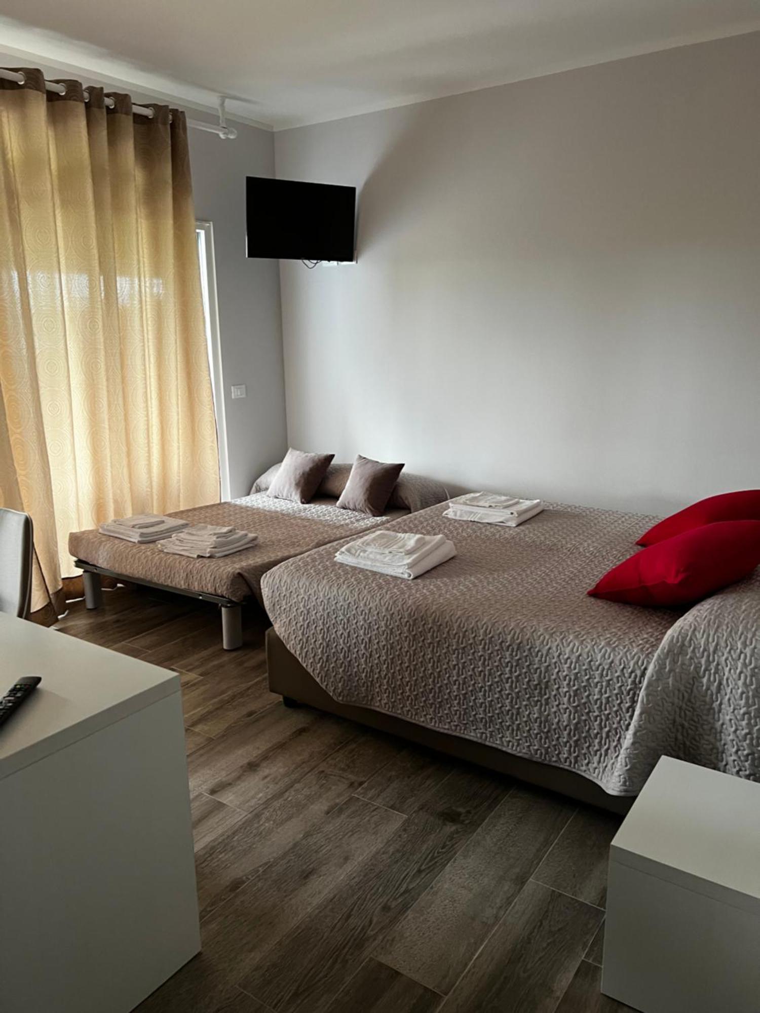 Triple Room Terrace