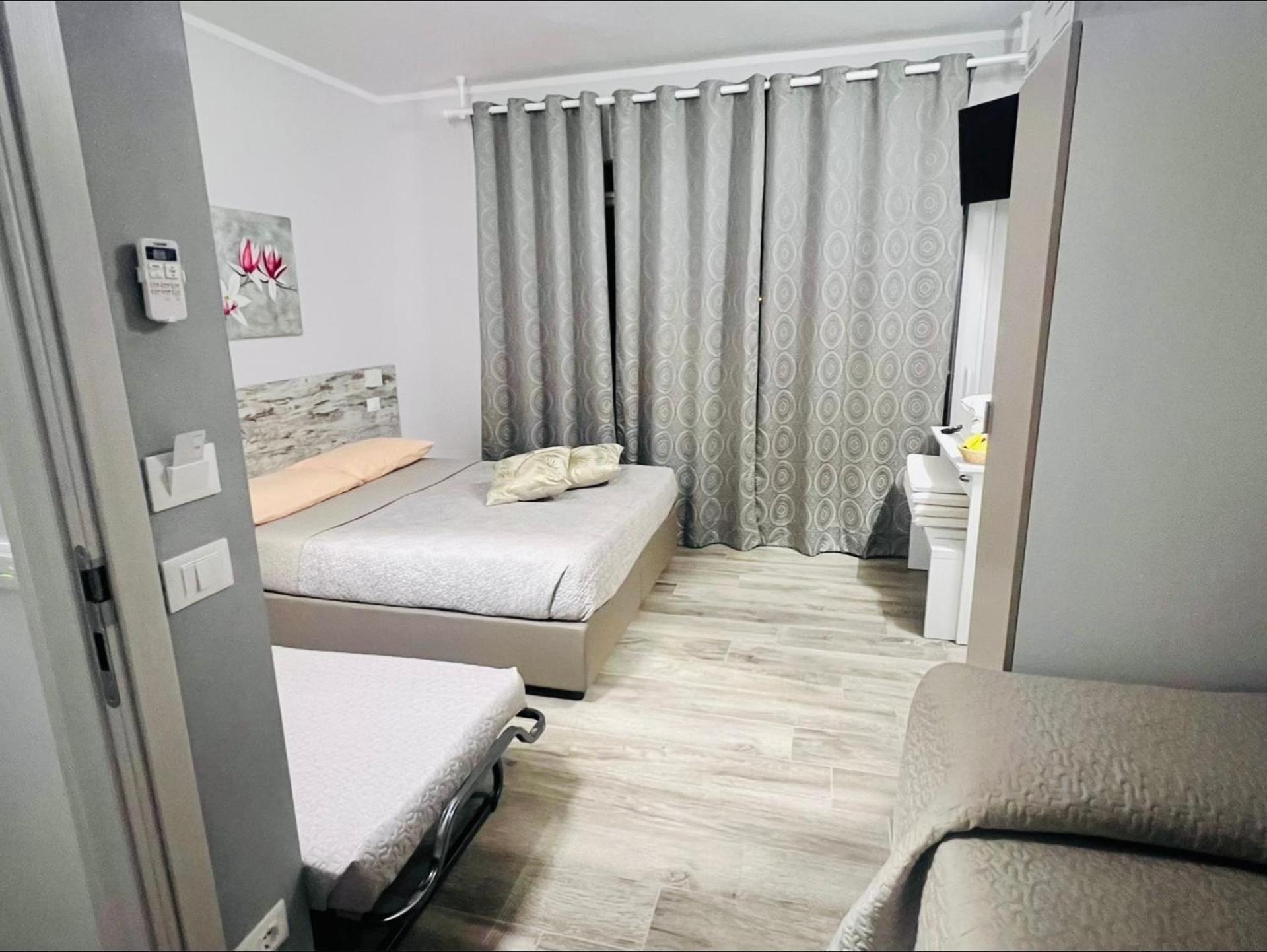 Quadruple Room Terrace
