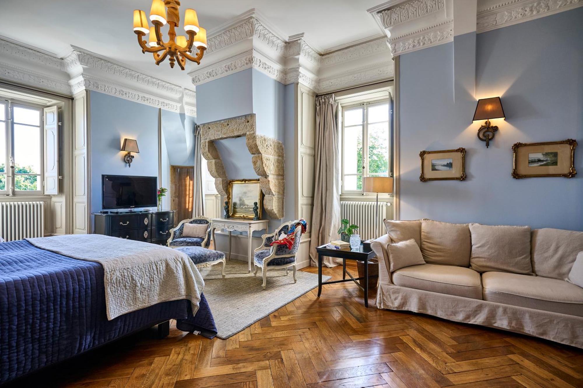Louise Junior Suite