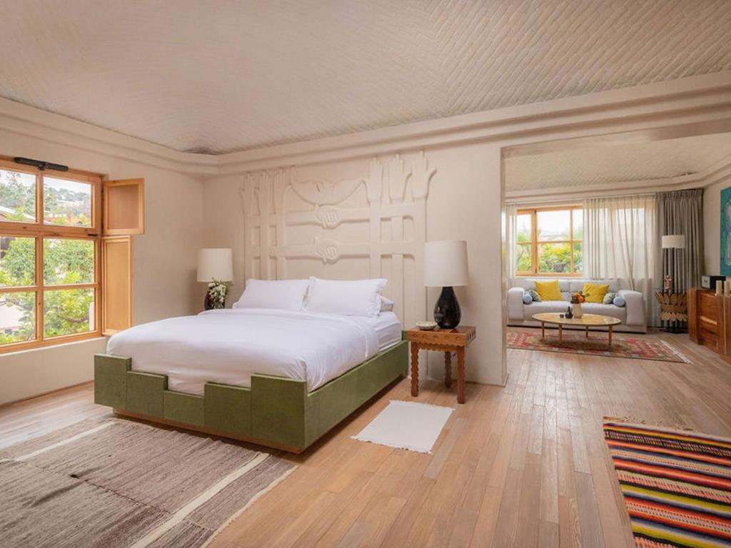 Presidential Suite,1695820243:JPEG