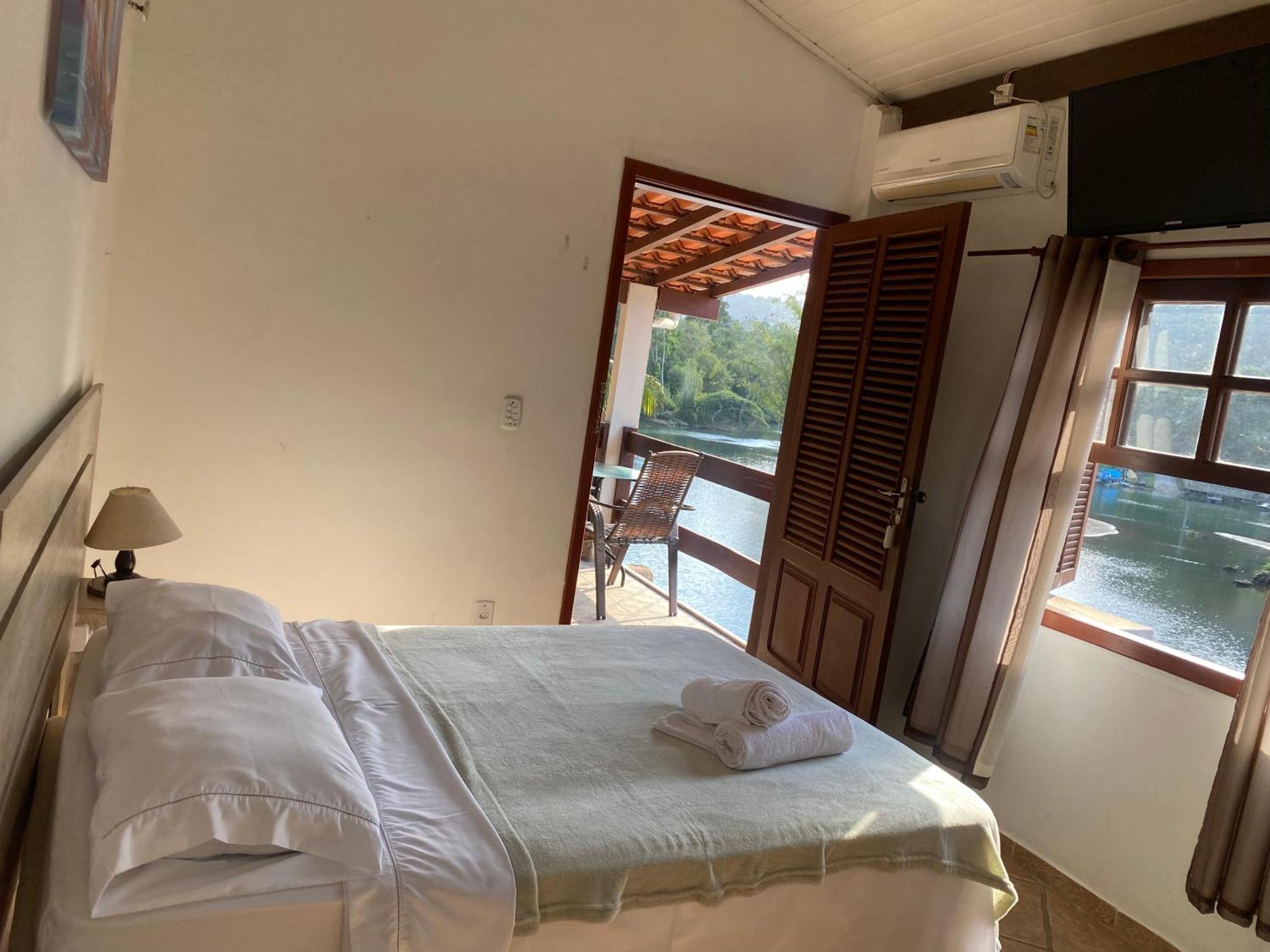 Quarto Duplo com Vista do Lago