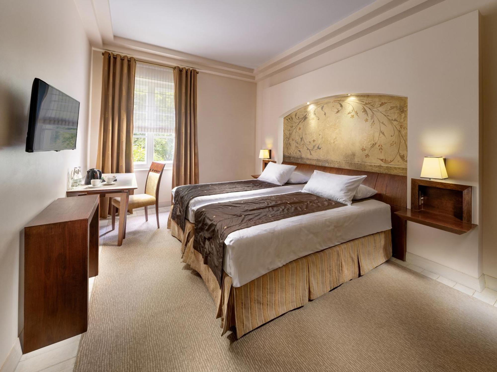 Two-Bedroom Suite