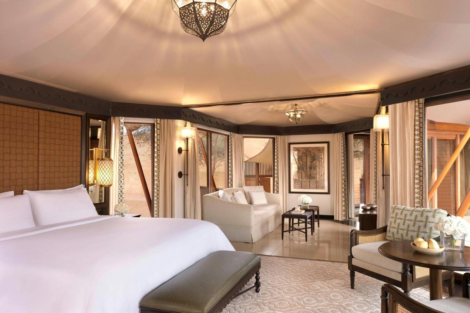Villa avec 1 Lit King-Size, Canapé-Lit et Piscine Privée - Vue sur Désert Al Sarab