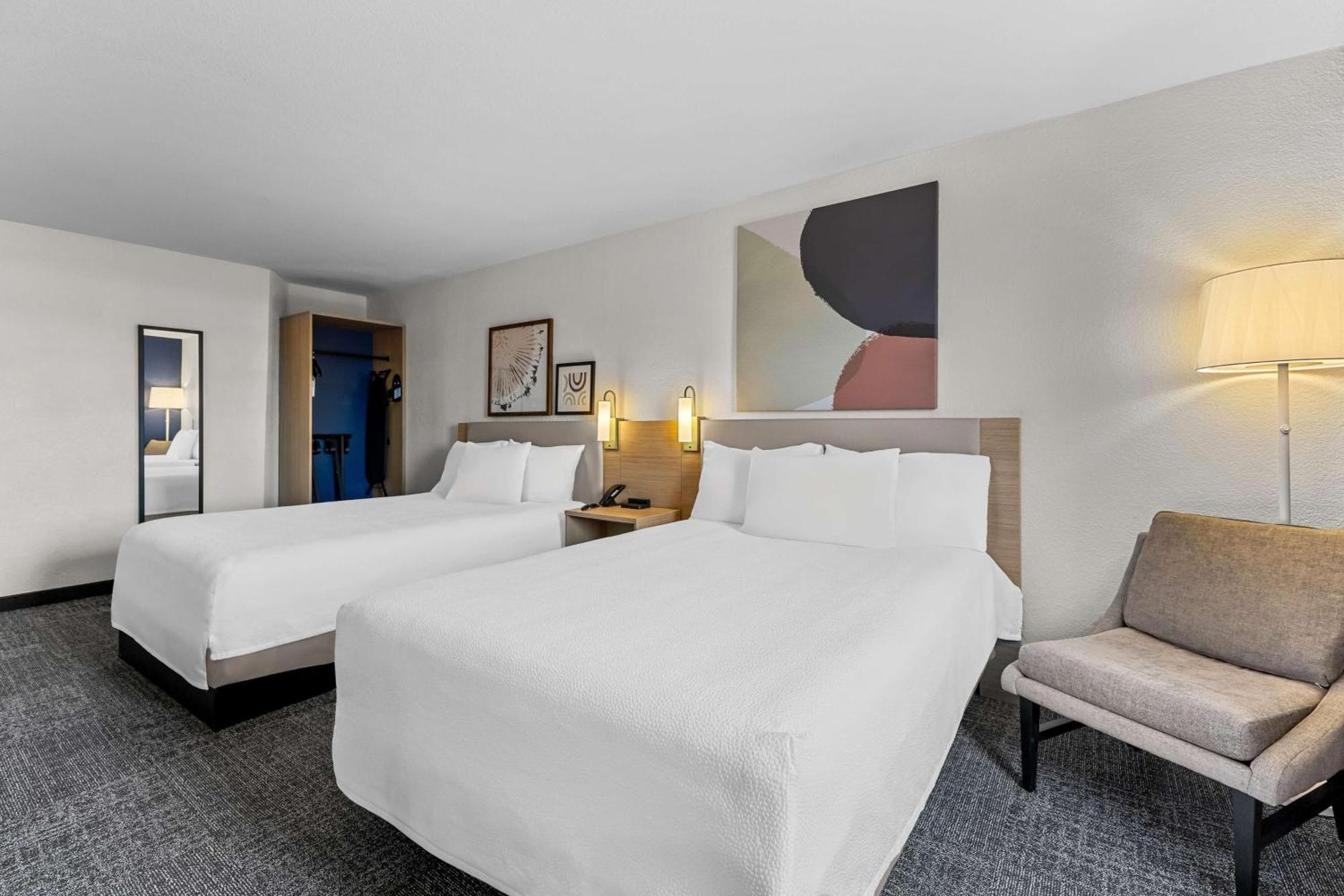 Queen Room Two Queen Beds
