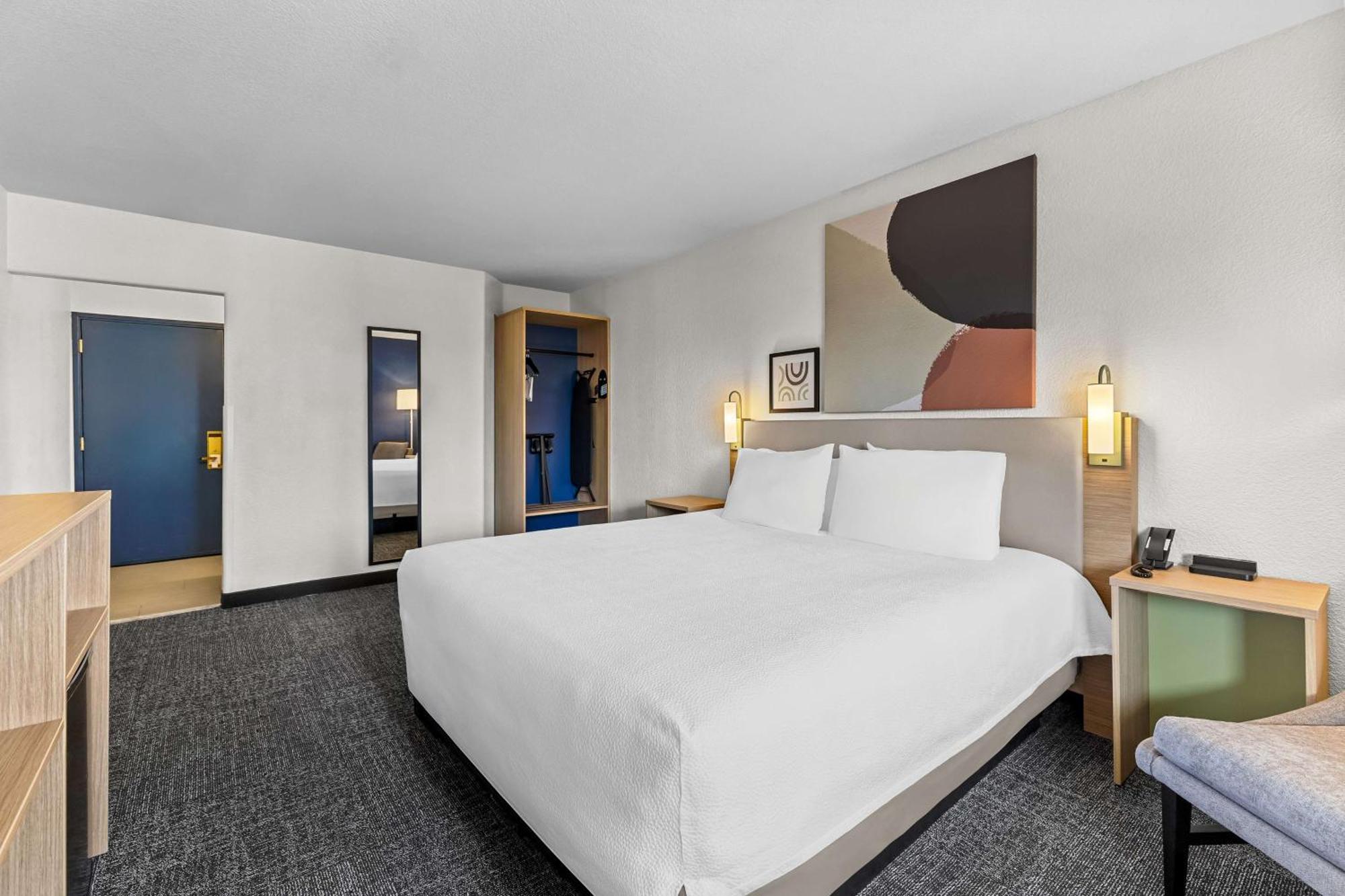 King Room