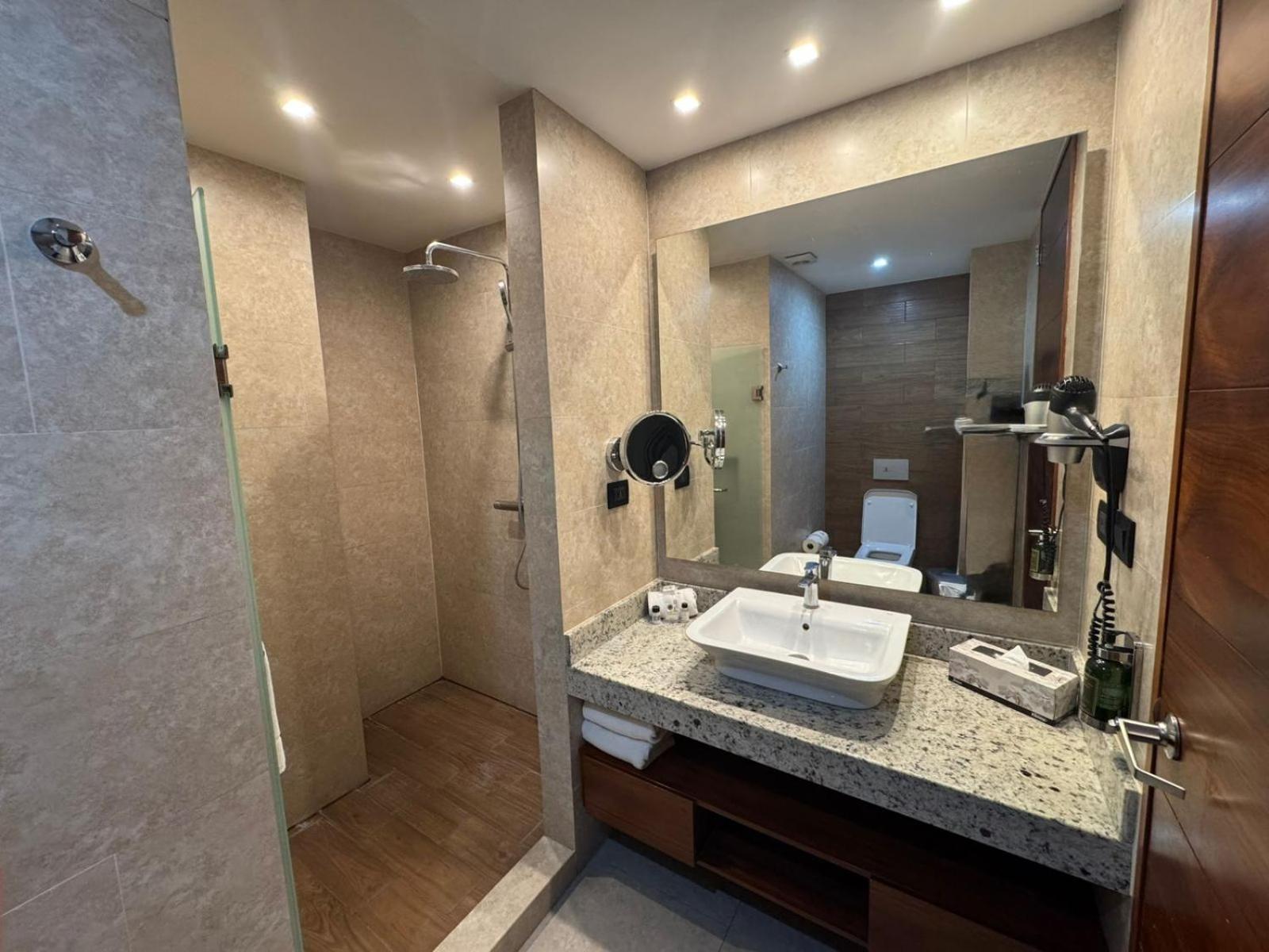 Standard Suite
