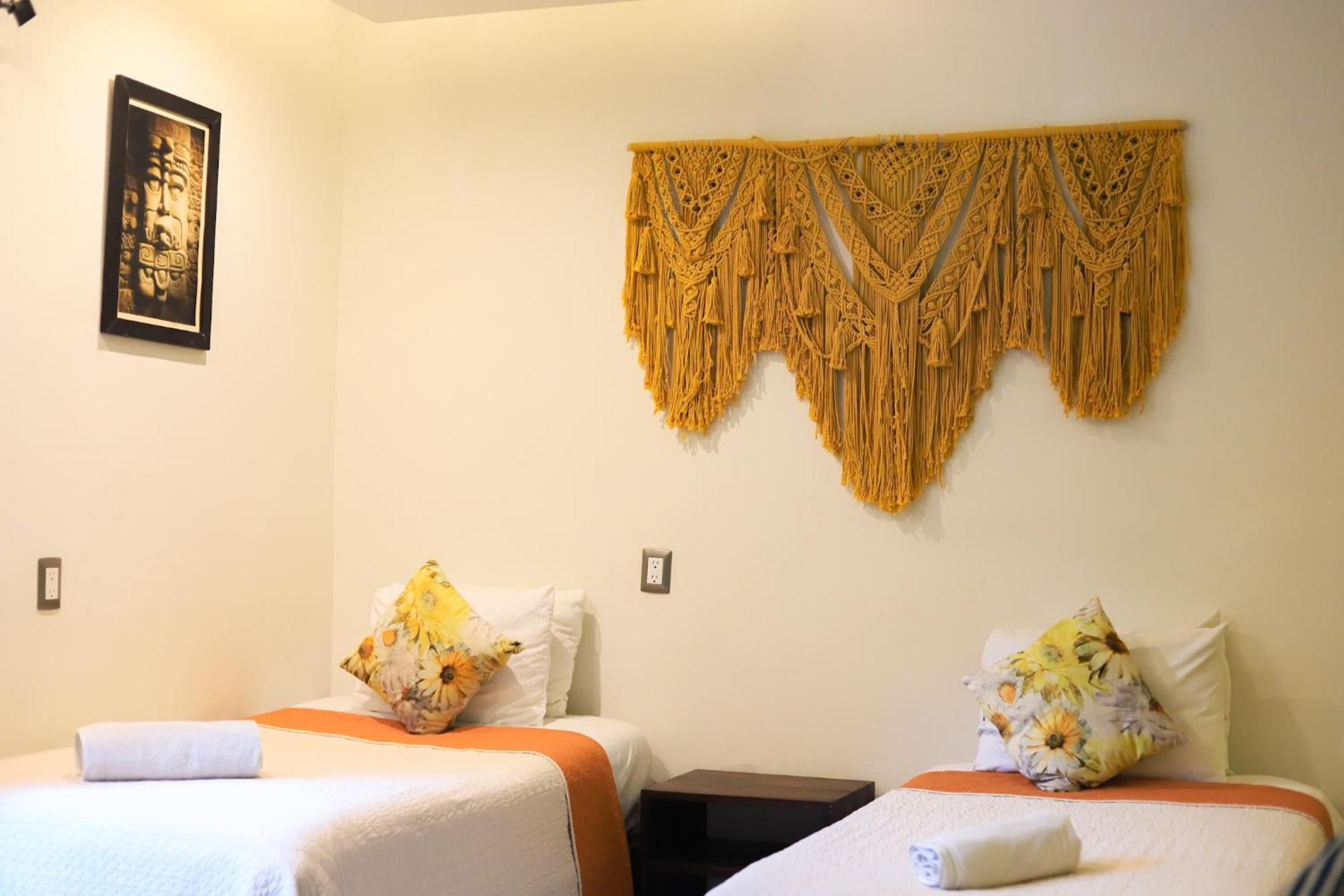 Deluxe Queen Suite,1698382576:JPEG