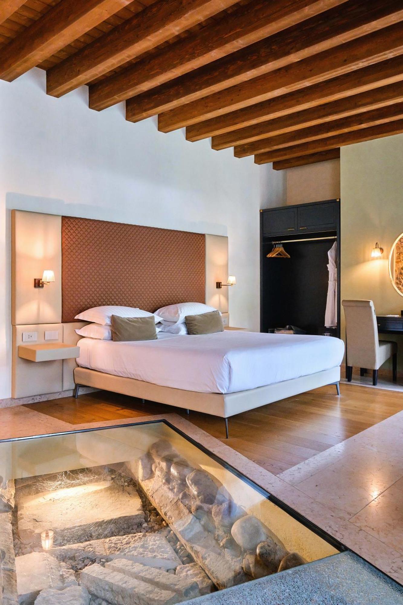 Suite River View