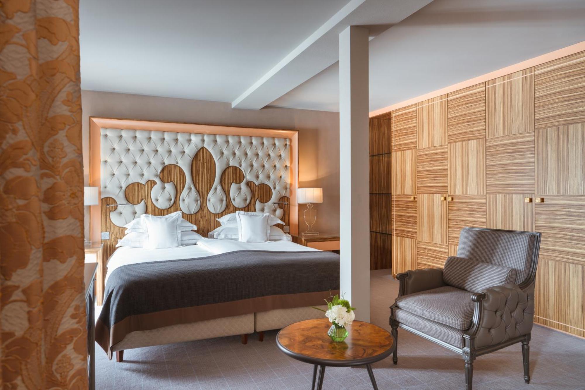 Deluxe Room 35 45 qm mit See und Bergblick