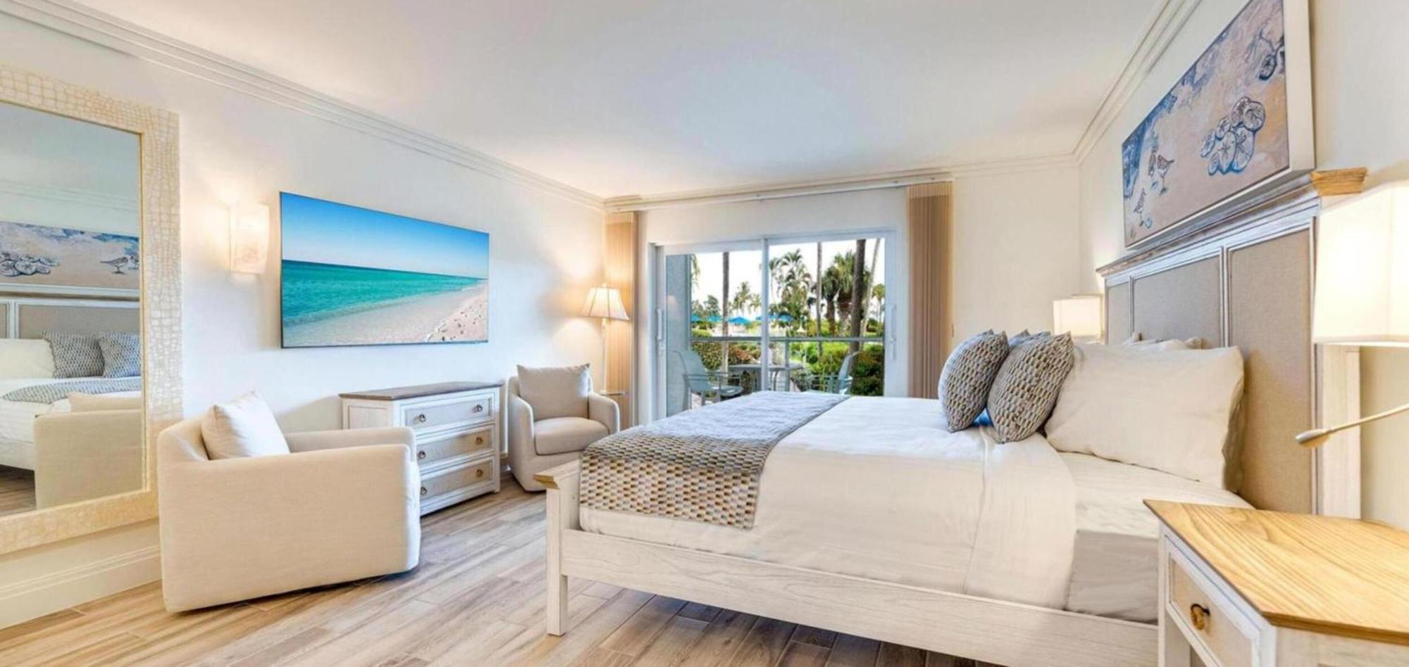 Pool or Gulf View First Floor King