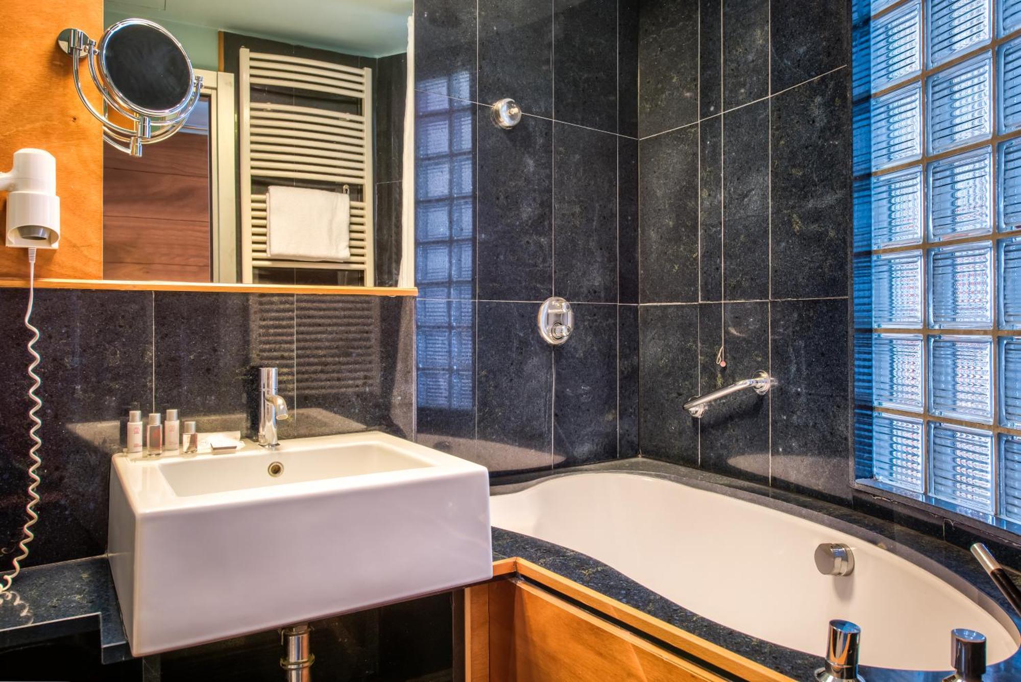 Standard Double or Twin Room Sea View