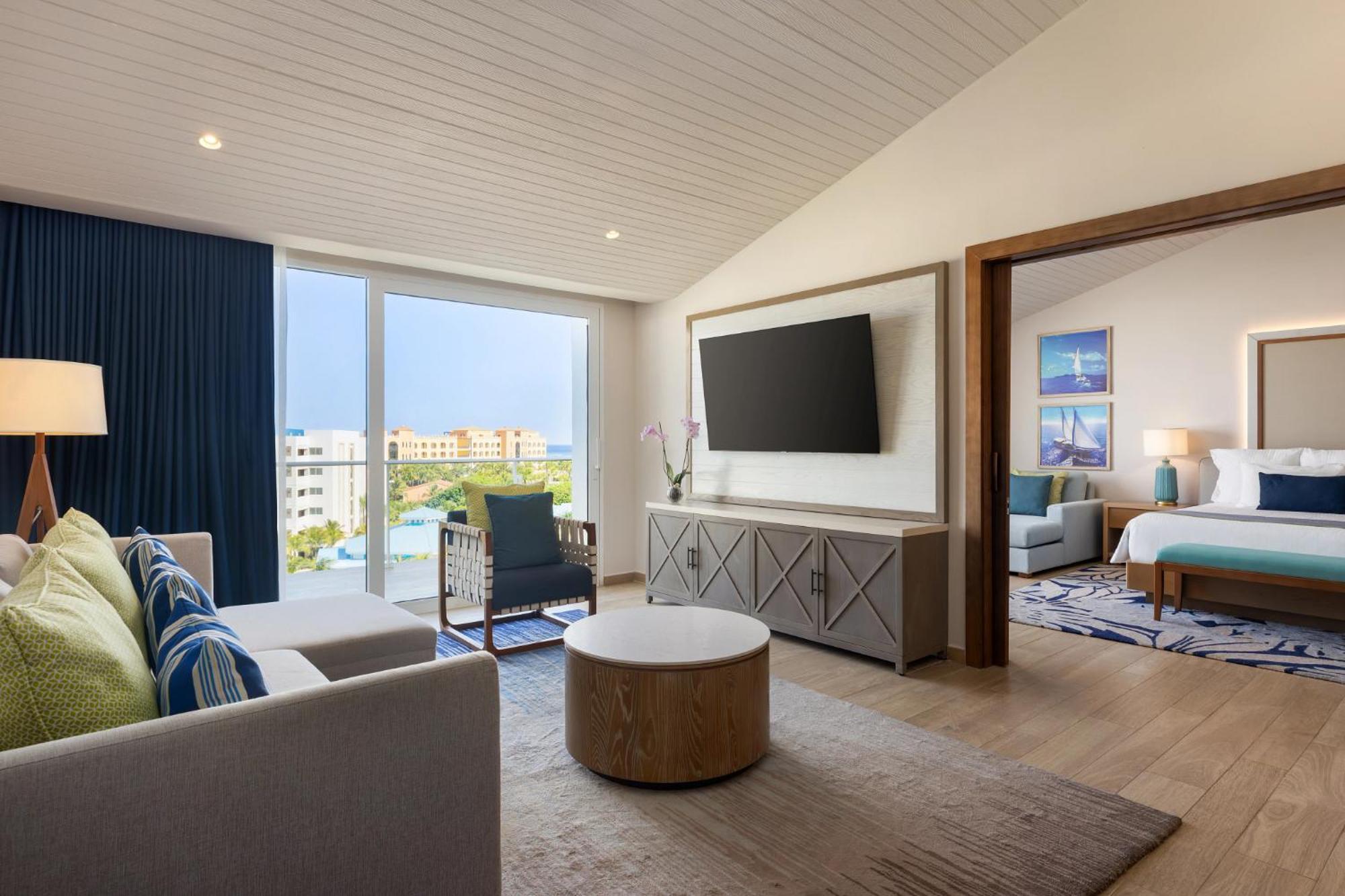 Preferred Club Master Suite Ocean View King