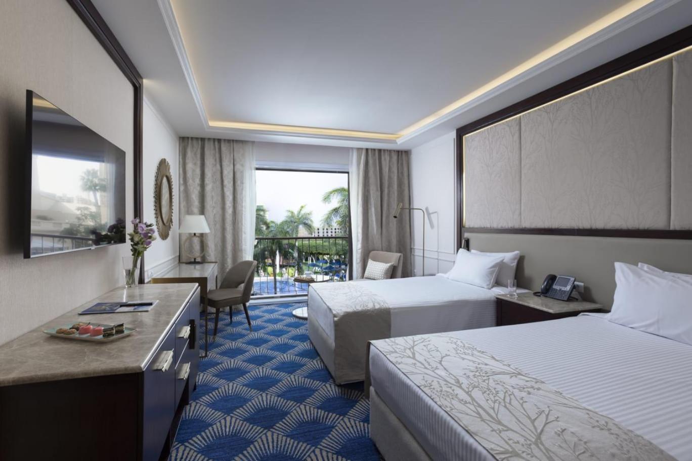 Premier Room