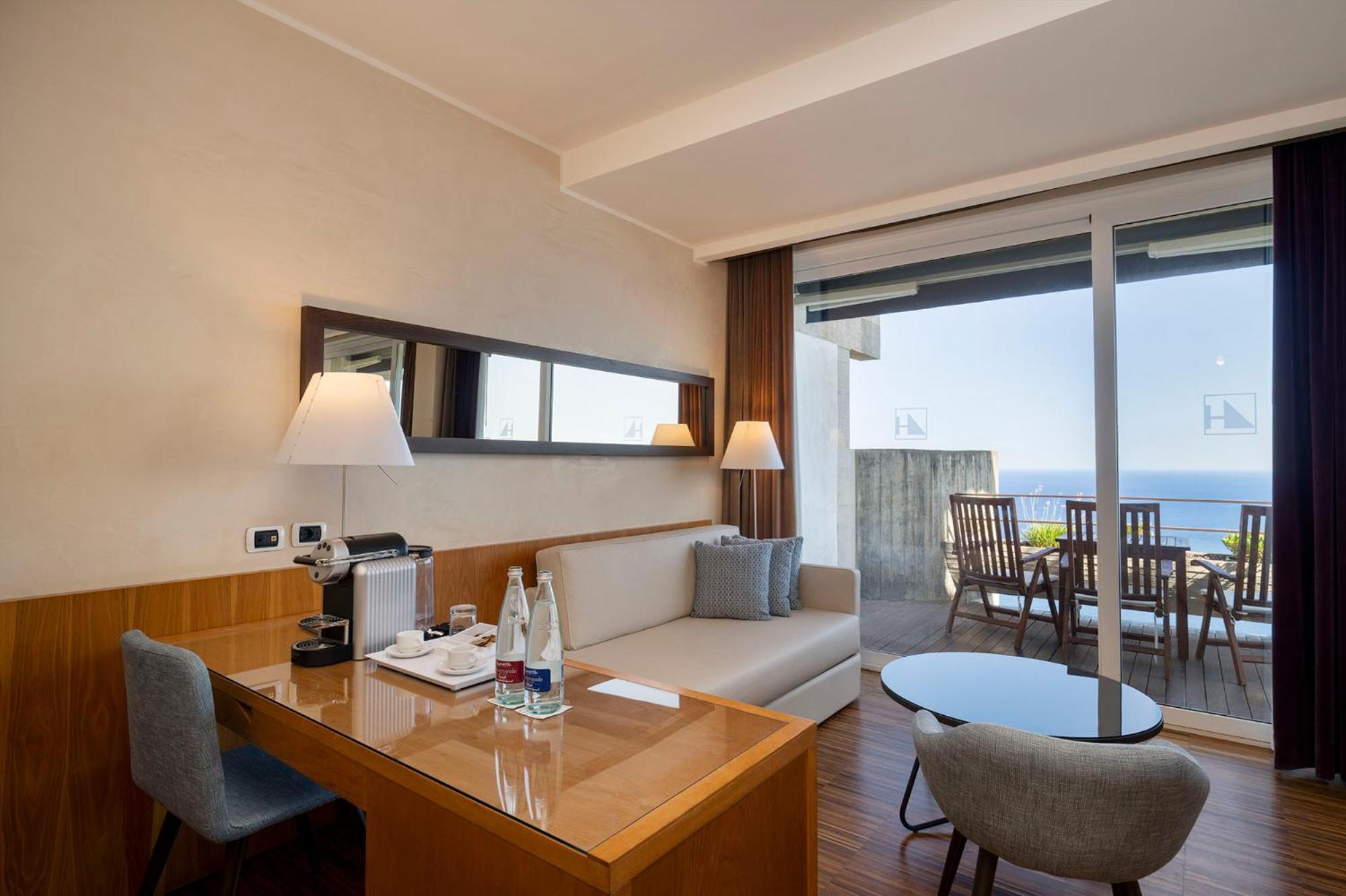 Junior Suite Terrace Premium Sea View