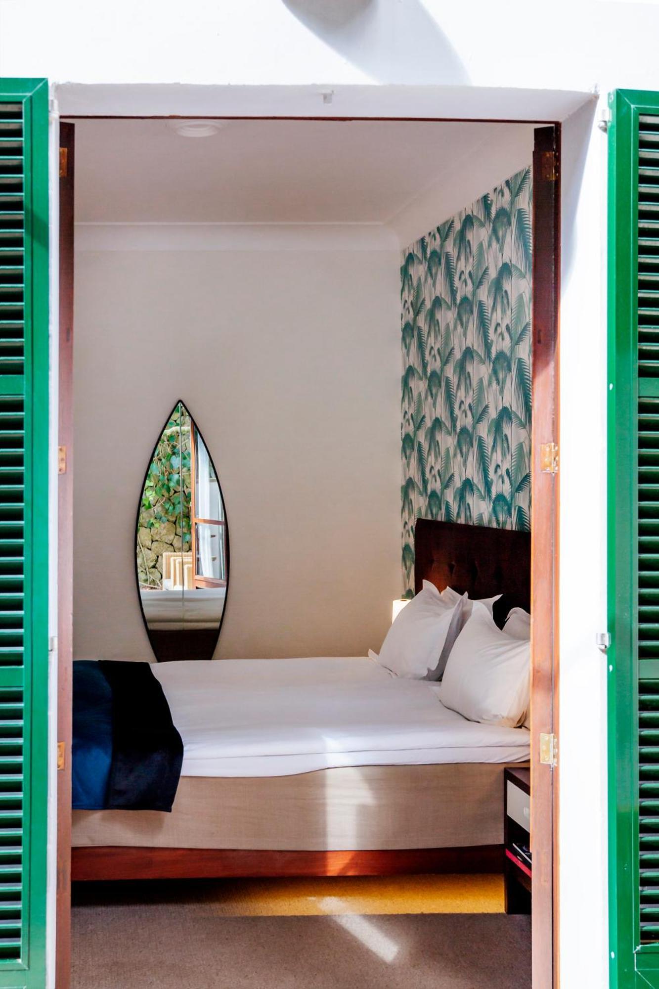 Habitación Grande con terraza y vistas al jardín
