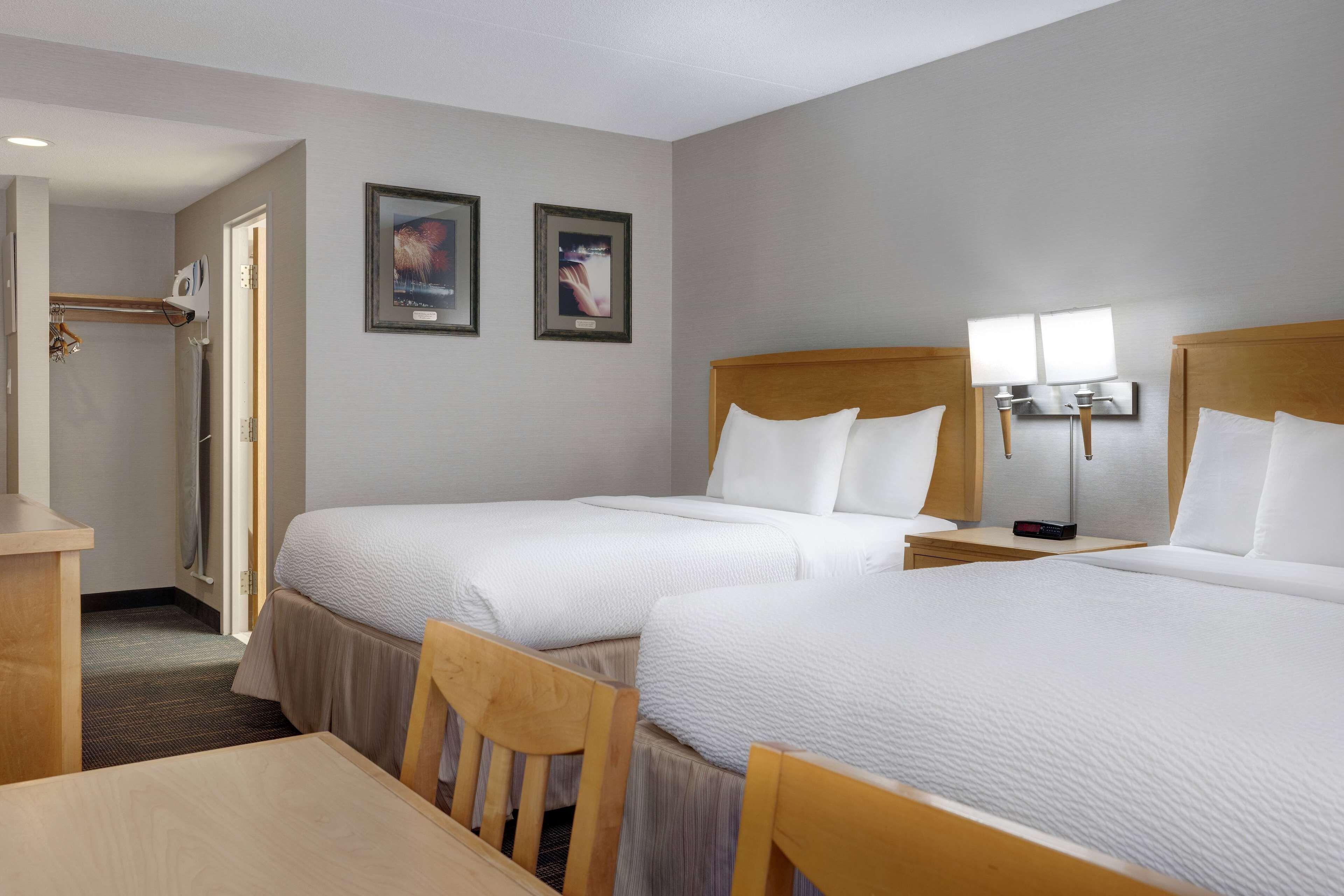 Queen Room Two Queen Beds Non-Smoking