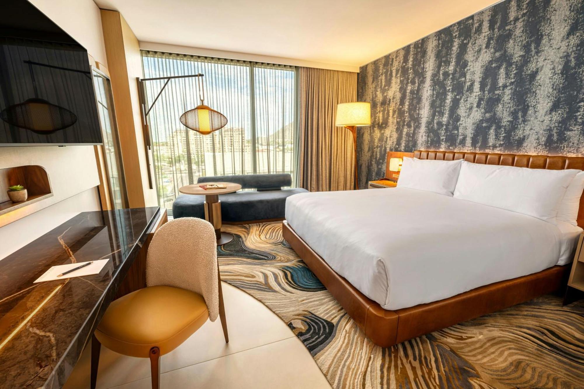 King Suite City View Corner Room Balcony Mobility Hearing Accessible Roll Shower,1726343278:JPEG