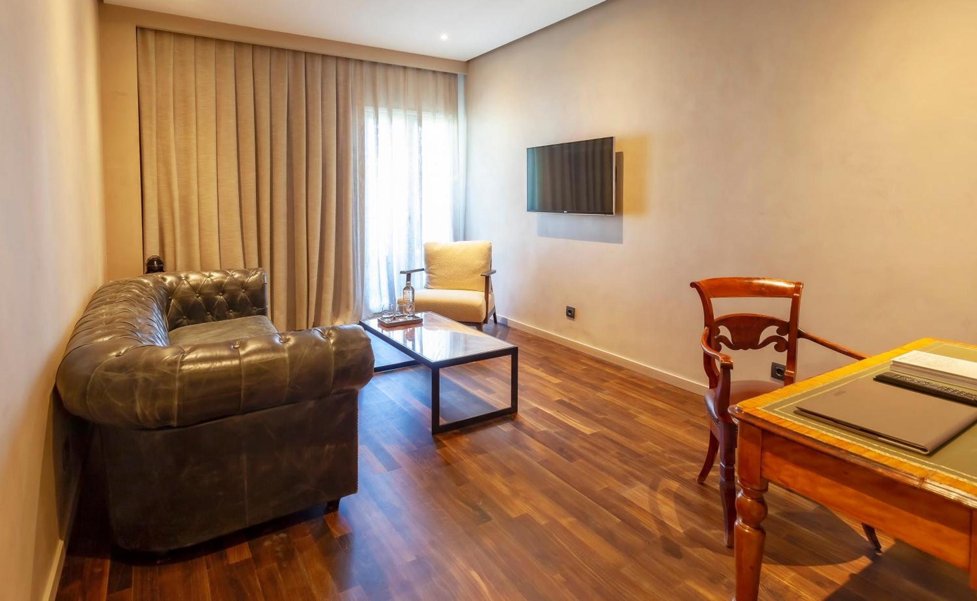 Duplex Room