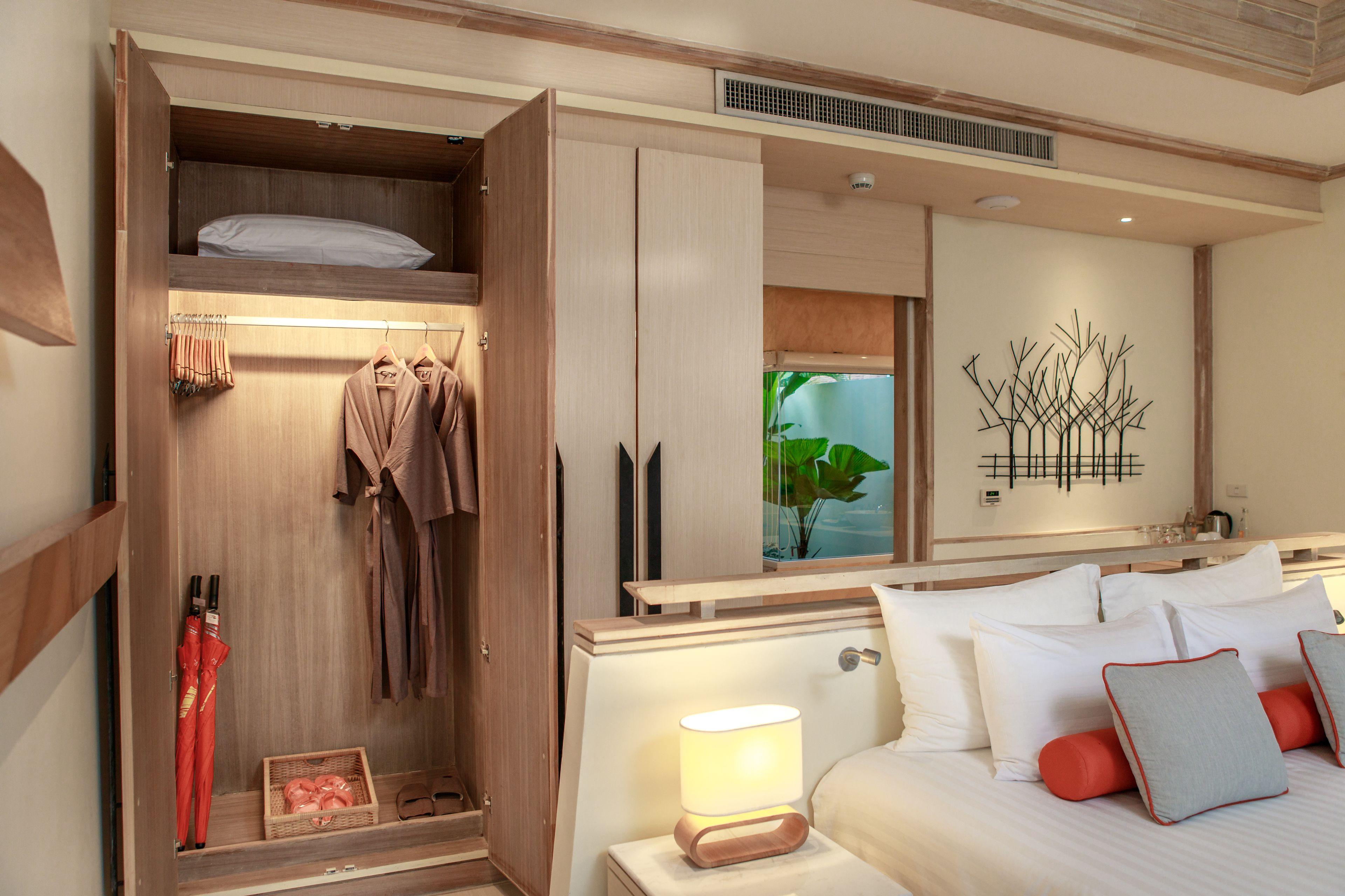Garden Pool Villa Roundtrip Airport Transfer